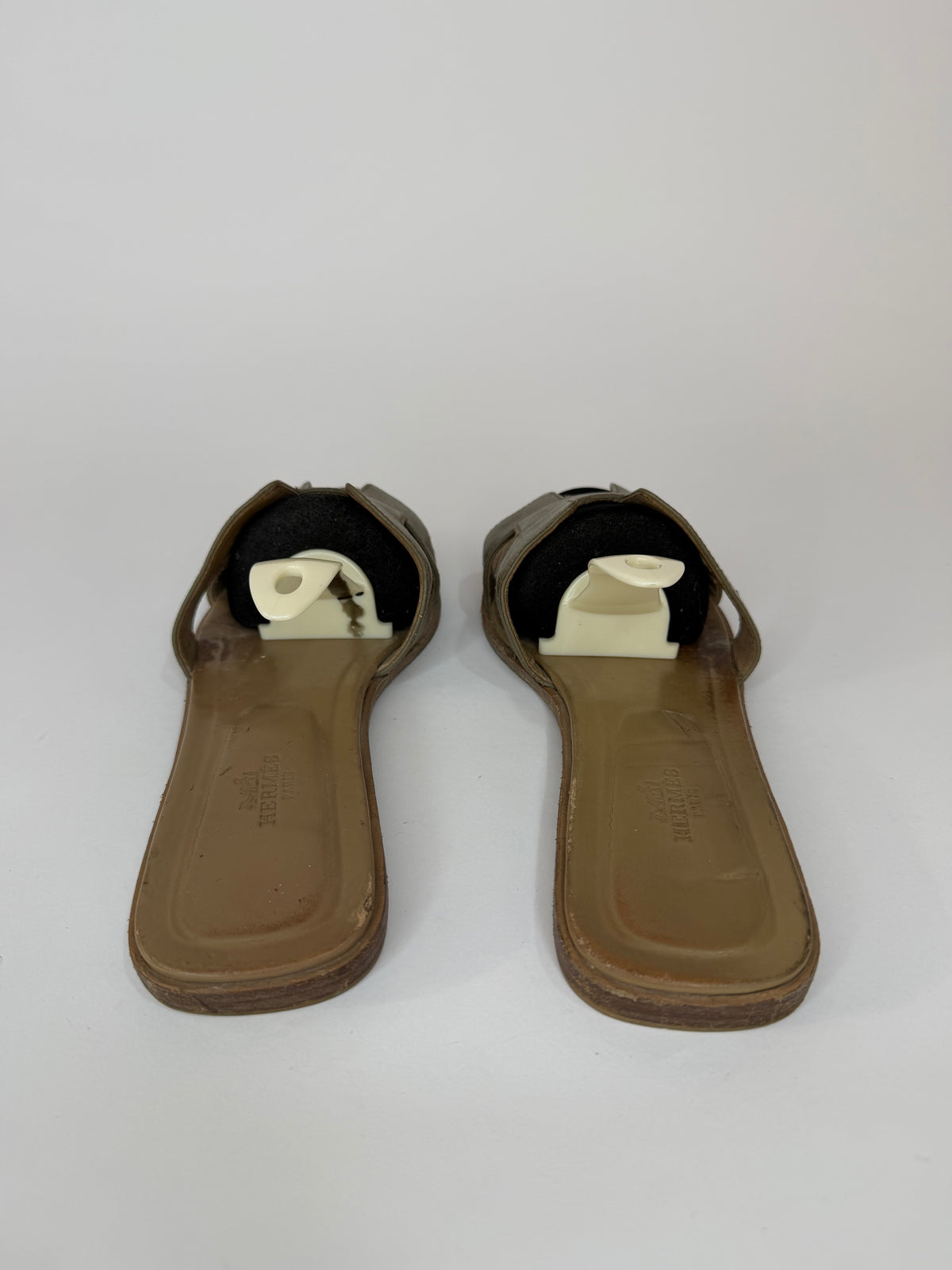 HERMES Grey Epsom Oran Sandals Size 41 EU/ 11 US / 8 UK