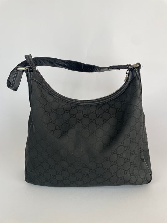 GUCCI
Nylon Shoulder Bag Black