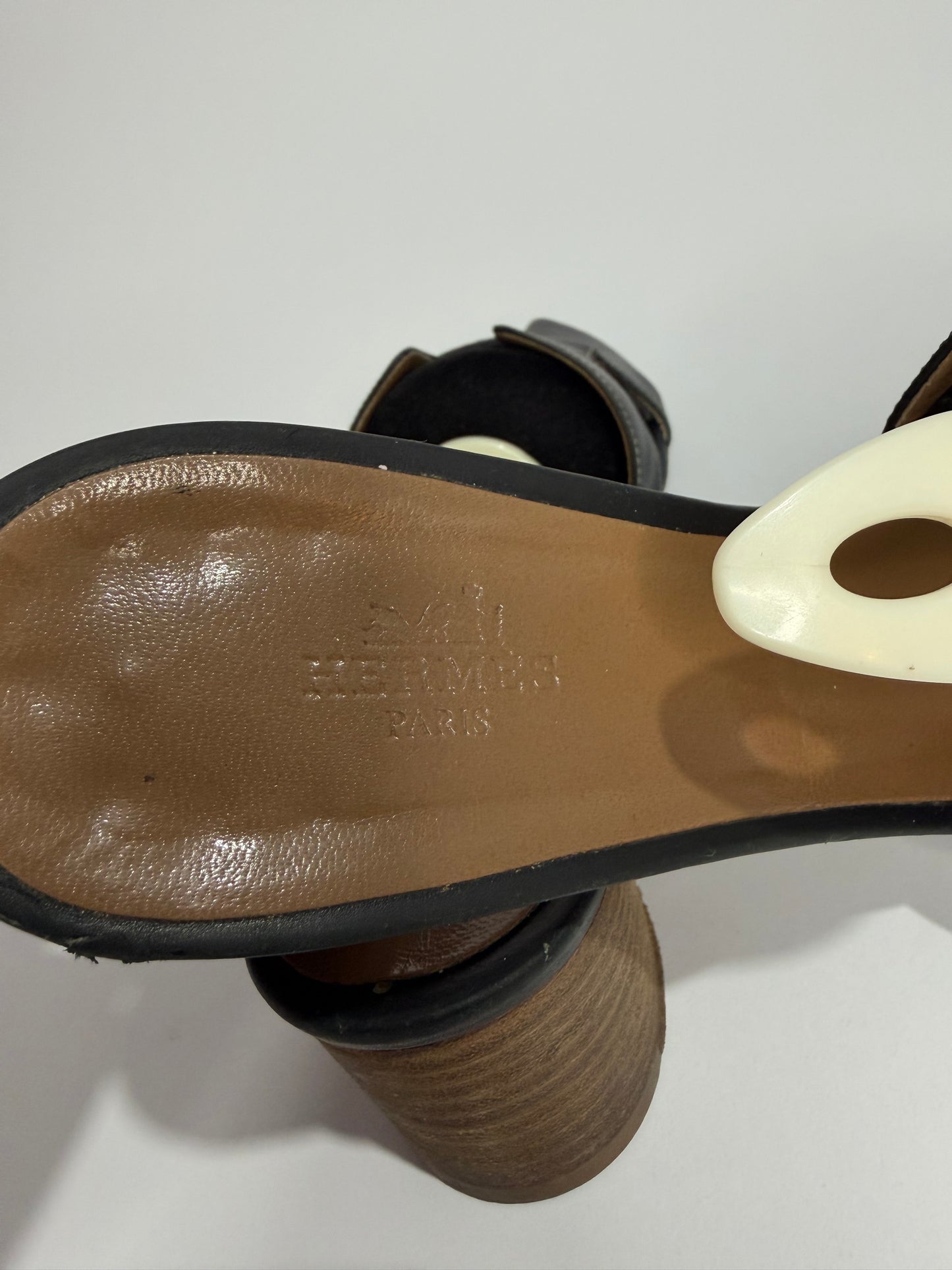 Hermès Oasis H Cut-Out Leather Mule Sandals Black | Size 39 EU| Block Heel
