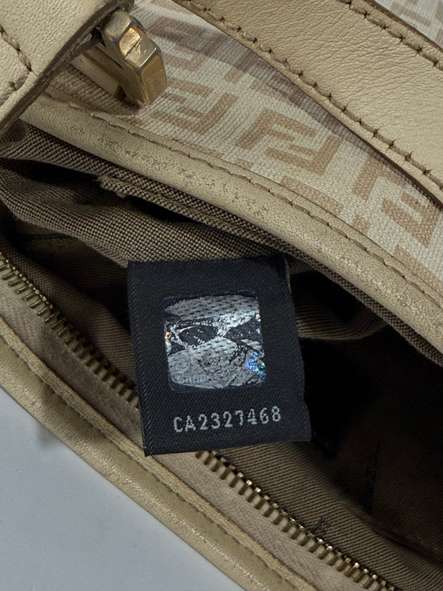 FENDI PRE-OWNED
2000-2010 Zucchino Canvas crossbody bag