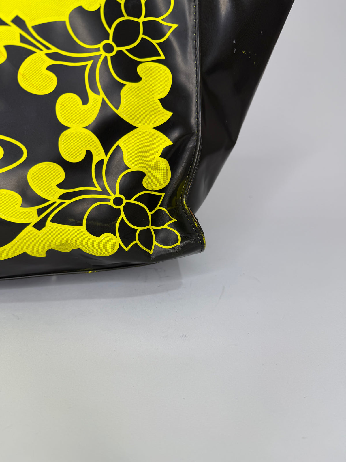 Vivienne Westwood Black Leather Floral Orb Tote Bag – Yellow Baroque Print