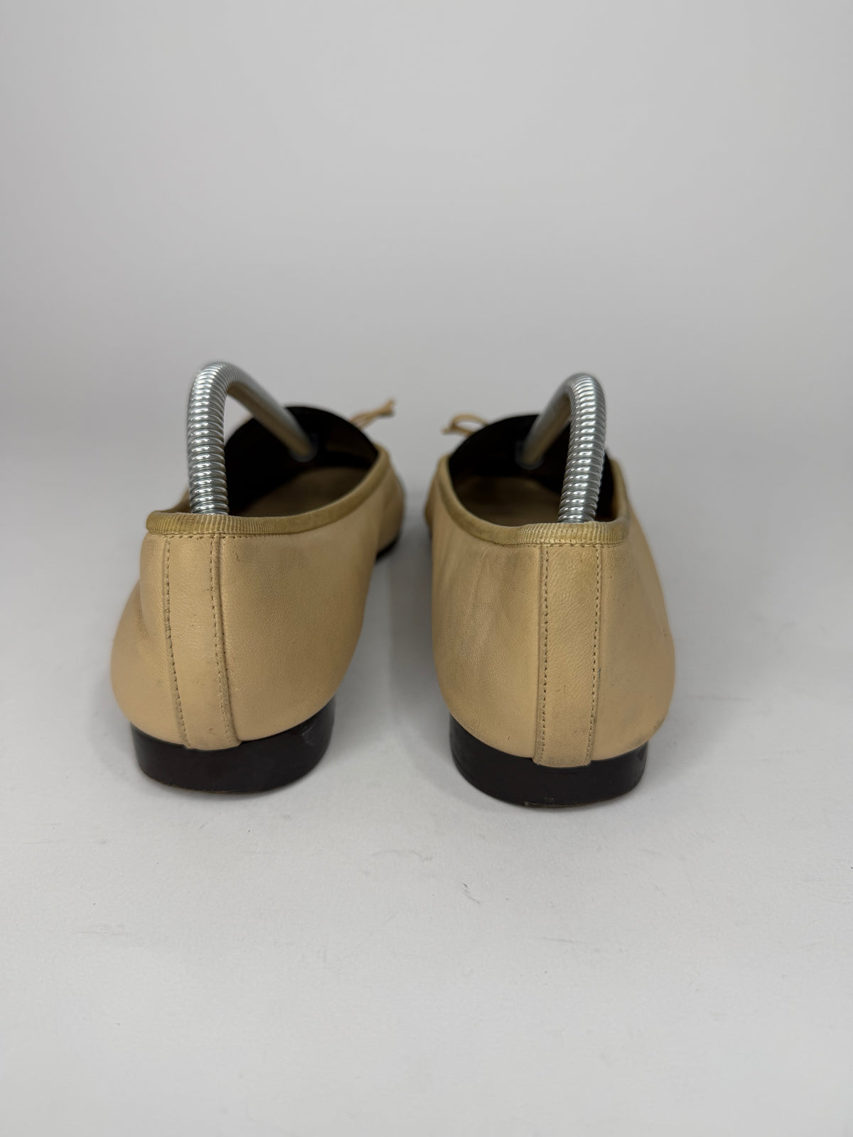 CHANEL Beige/Black Lambskin Leather CC Ballet Flats Size 36 EU/ 6 US