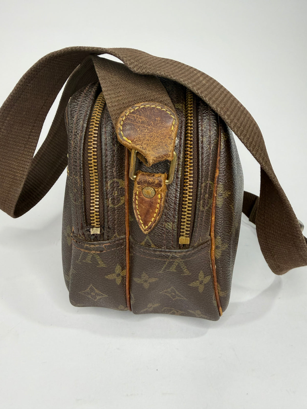 Louis Vuitton Monogram Canvas Reporter PM Bag
