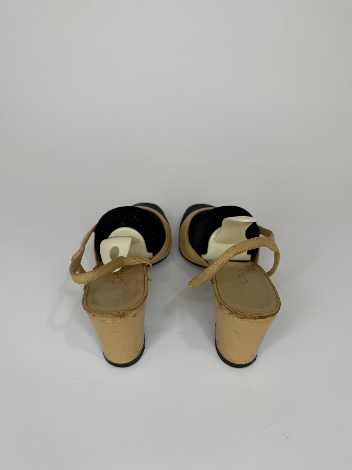 Chanel Beige Leather and Black Fabric Cap Toe Slingback Sandals Size 37EU/7 US