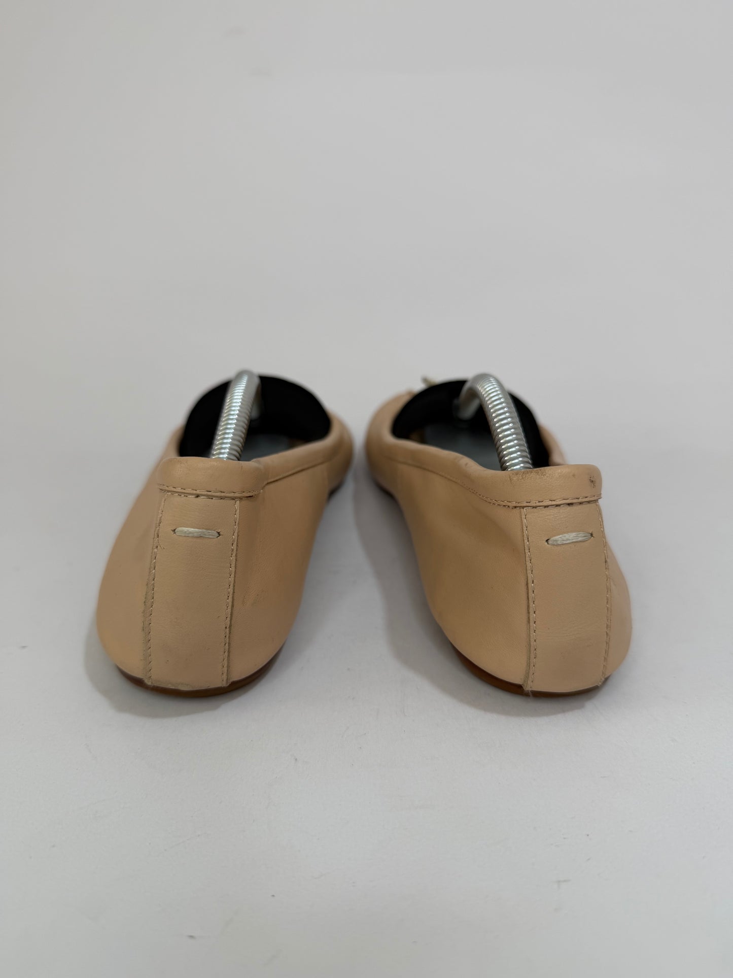 Maison Margiela Tabi Ballet Flats Beige Leather Split-Toe EU 39