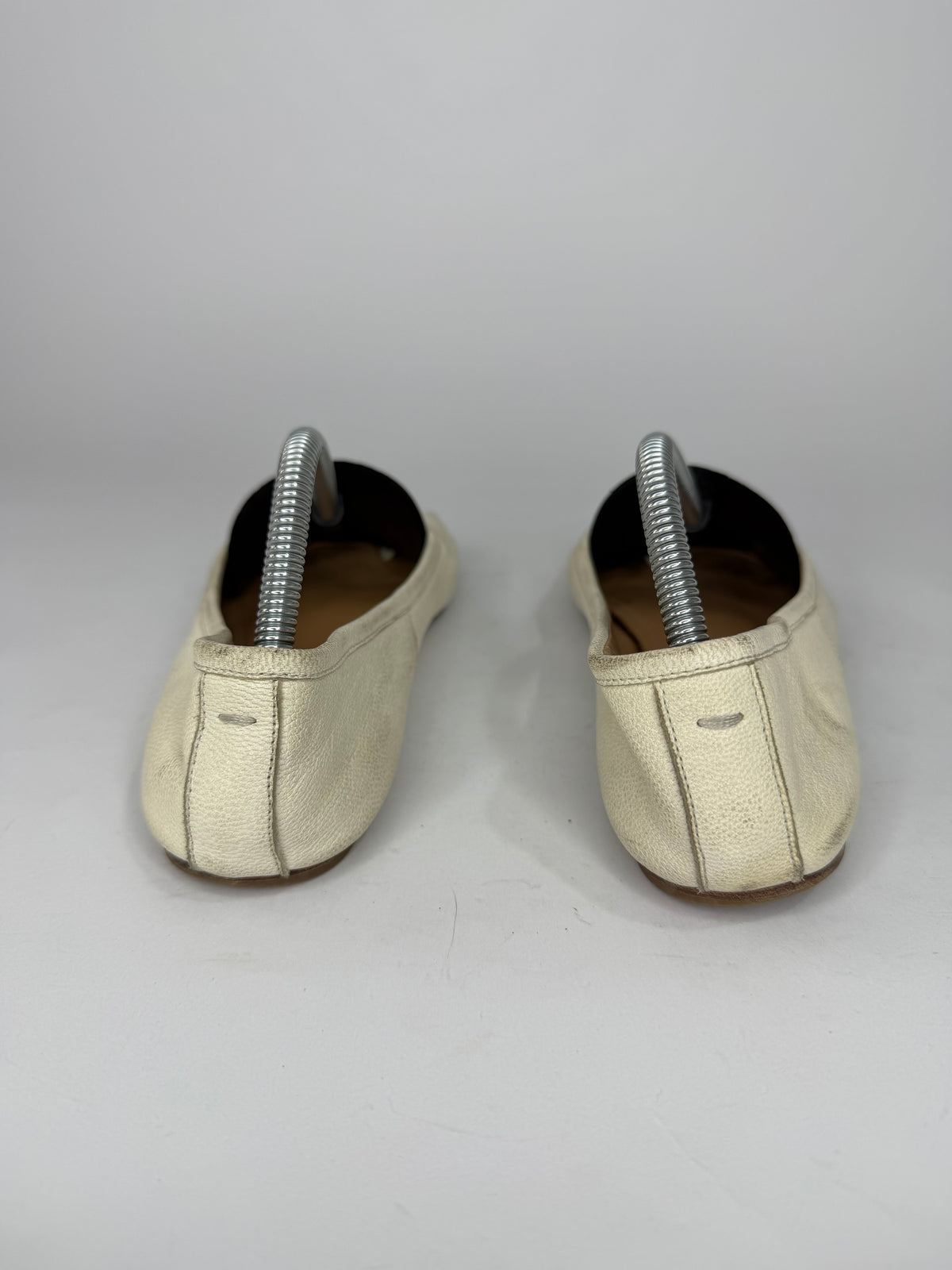 Maison Margiela Tabi Ballet Flats Ivory Leather Split-Toe EU 36