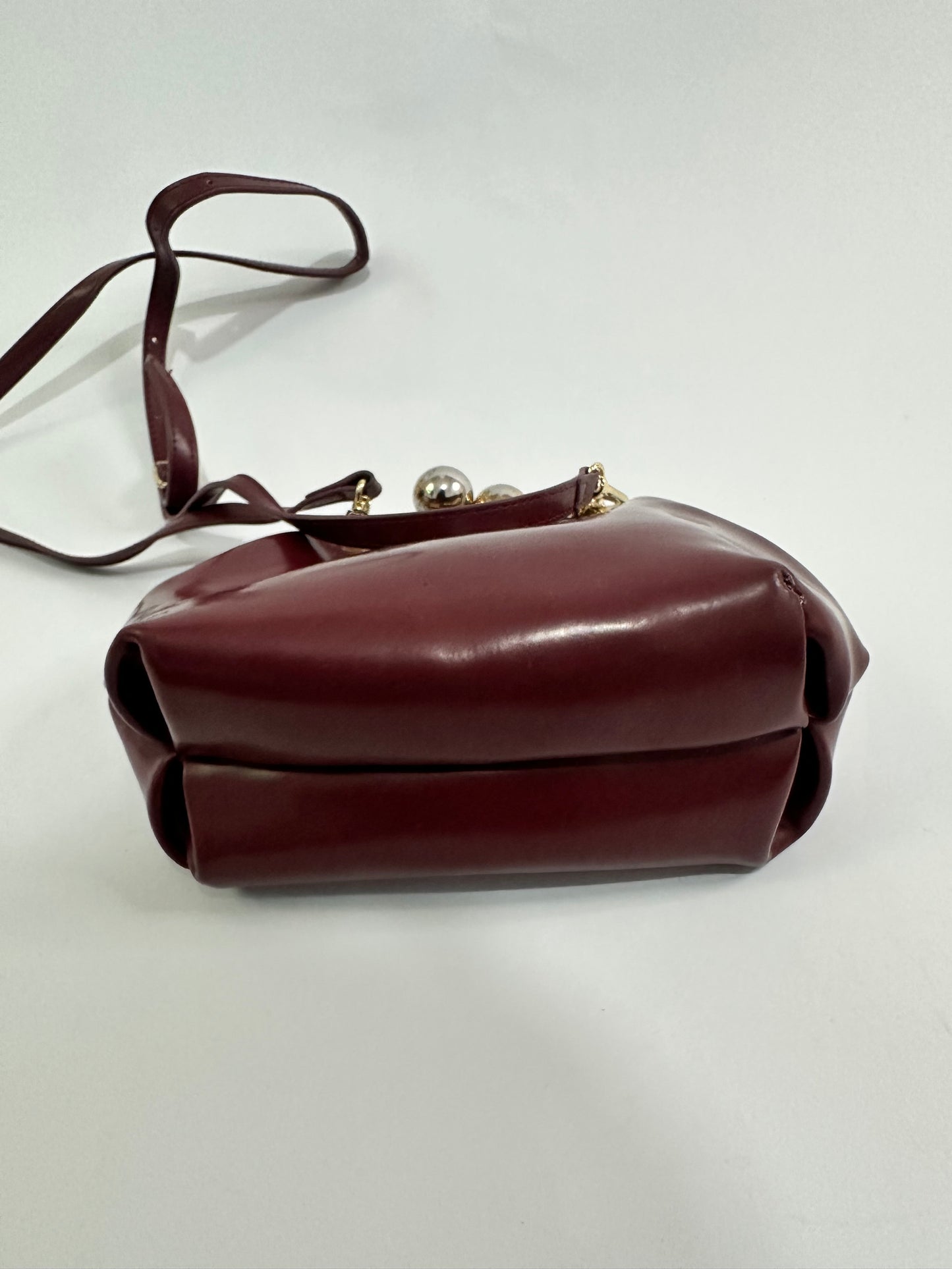 VIVIENNE WESTWOOD  GRANNY FRAME PURSE LEATHER Red
