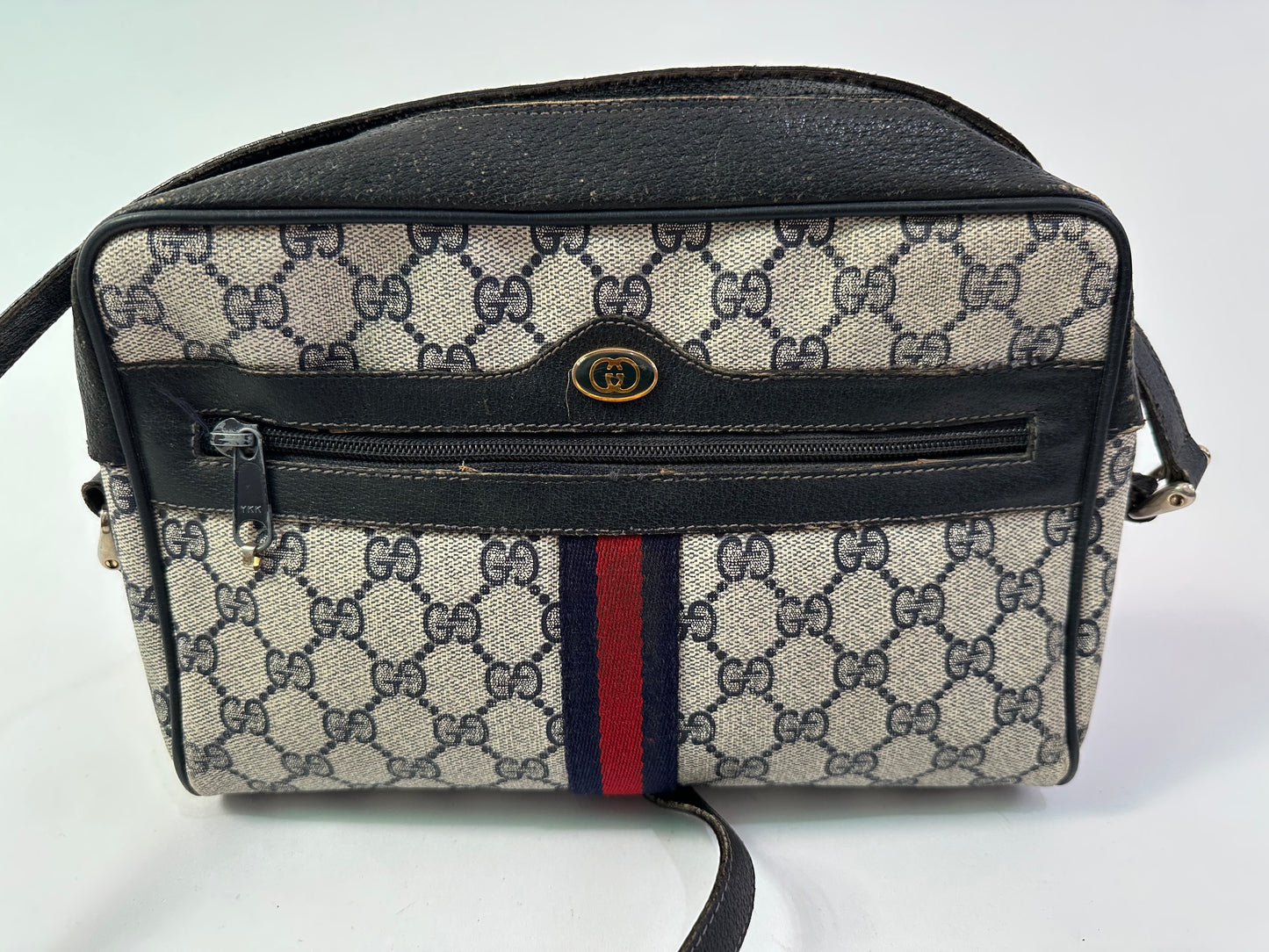 Gucci
GG Supreme Small Ophidia Crossbody Bag