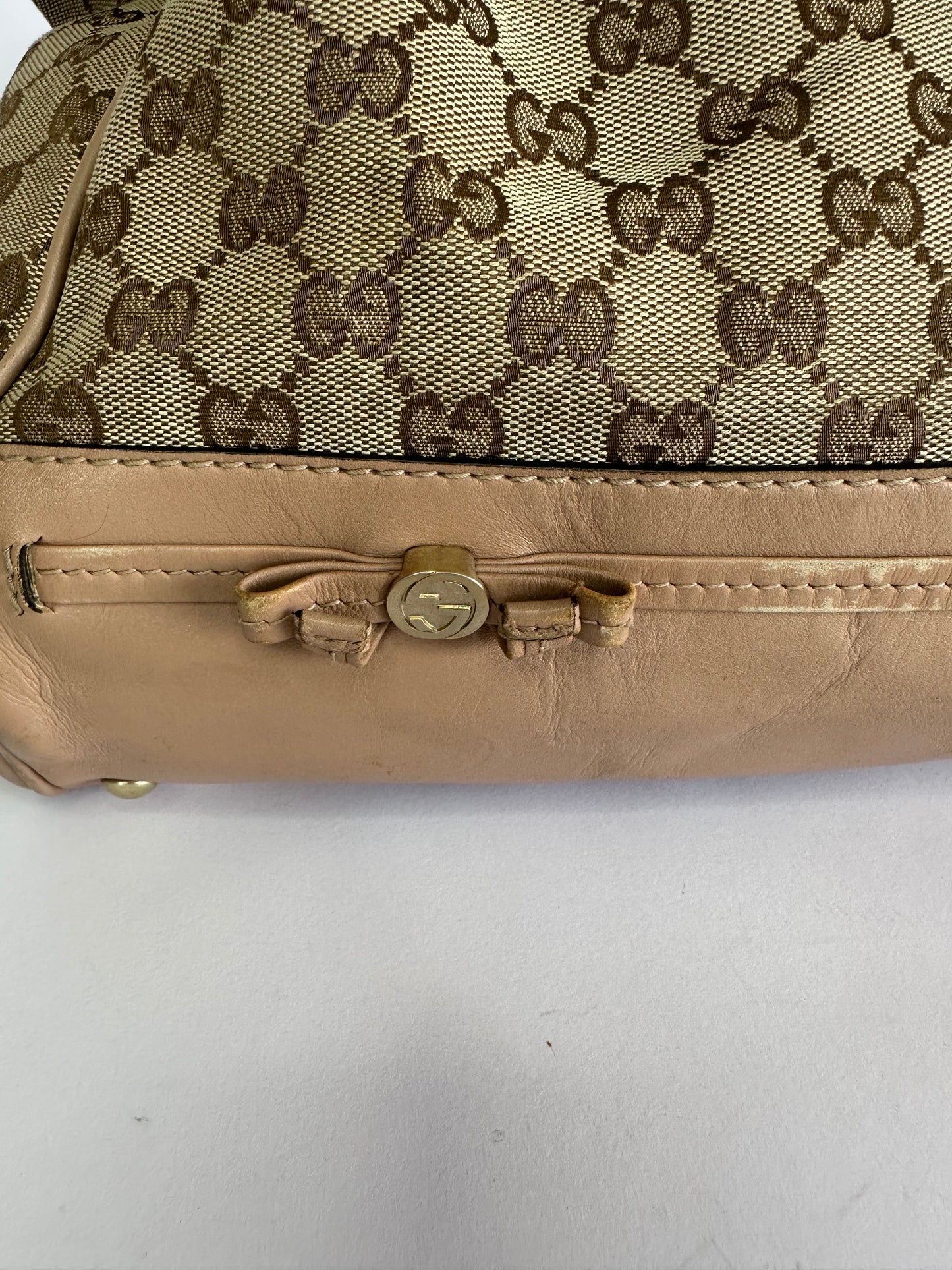 GUCCI
Monogram Mayfair Tote Off White