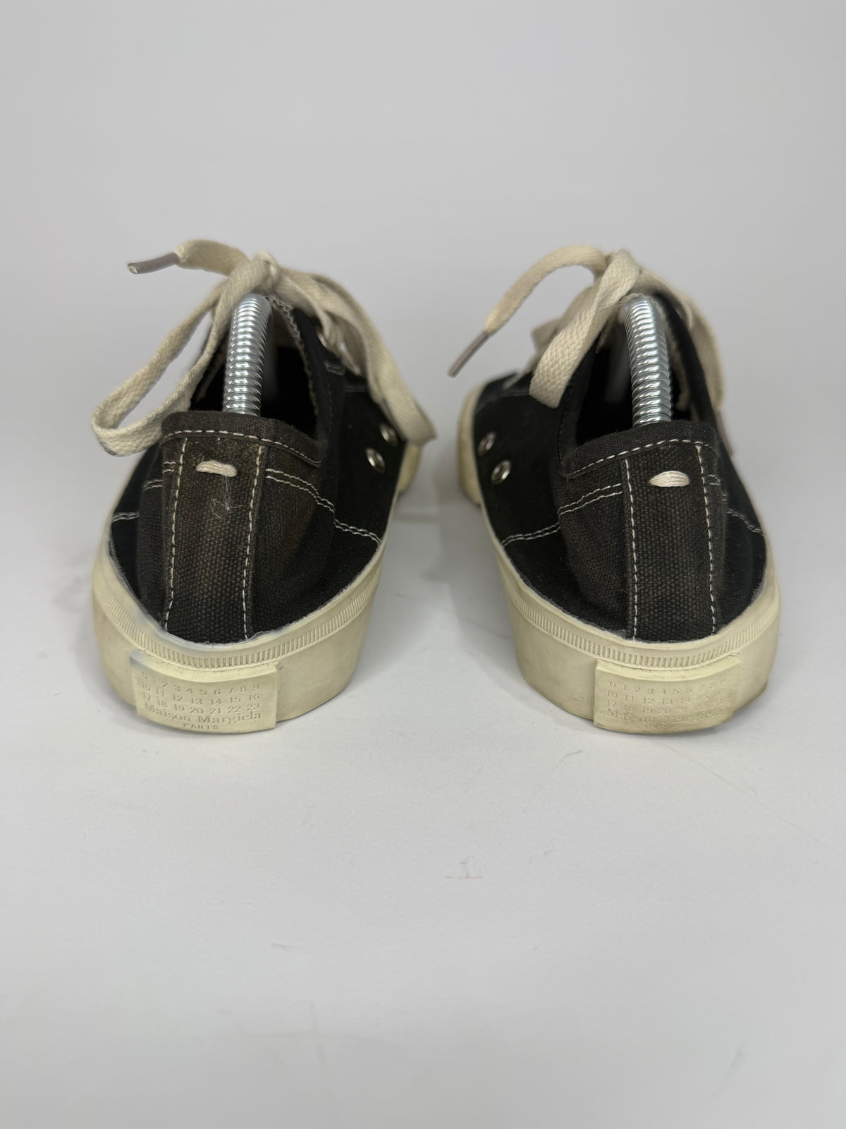 Maison MargielaTabi Low Sneaker Size 38 EU/ 8 US/ 5 UK