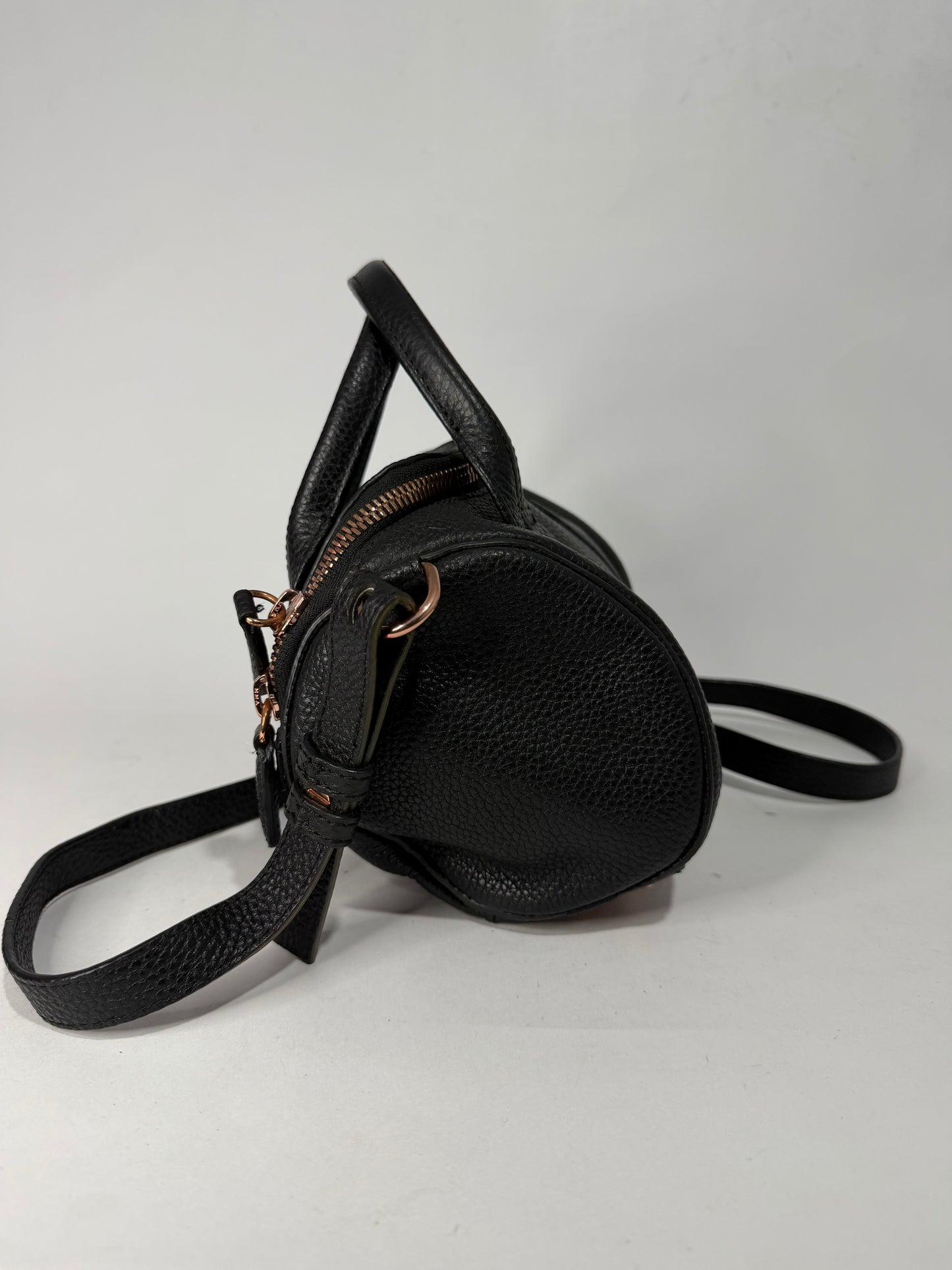 Alexander Wang
Rockie Pebbled Leather Handle Bag