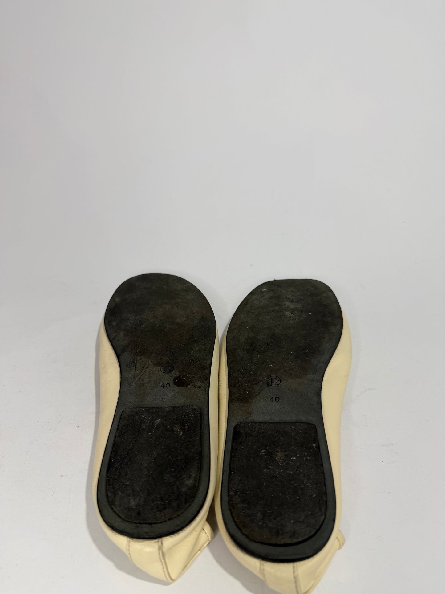 The Row Off White Leather Elastic Ballet Flats Size 40 EU/ 10 US