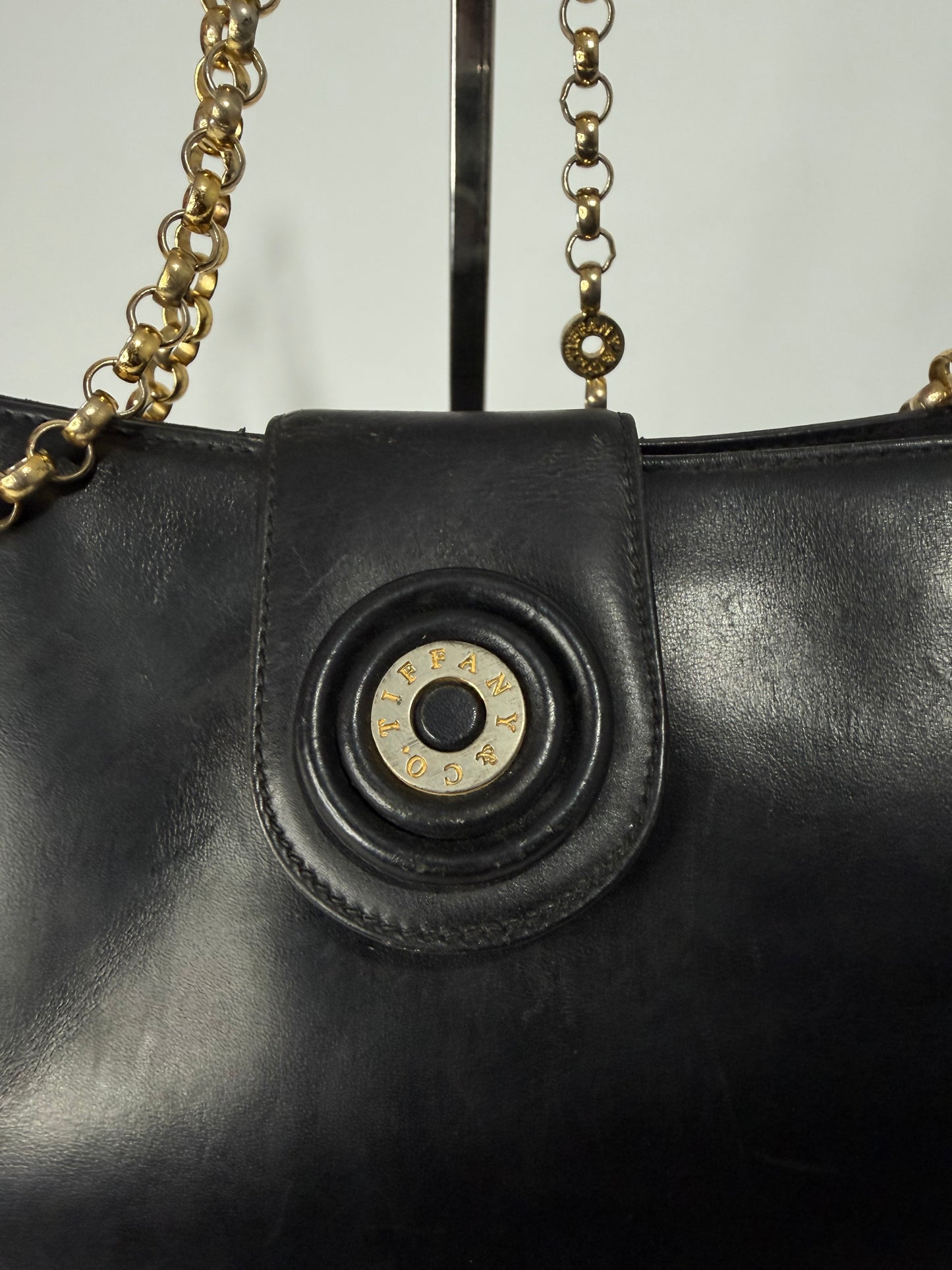Tiffany & Co.
Leather Shoulder Bag Vintage