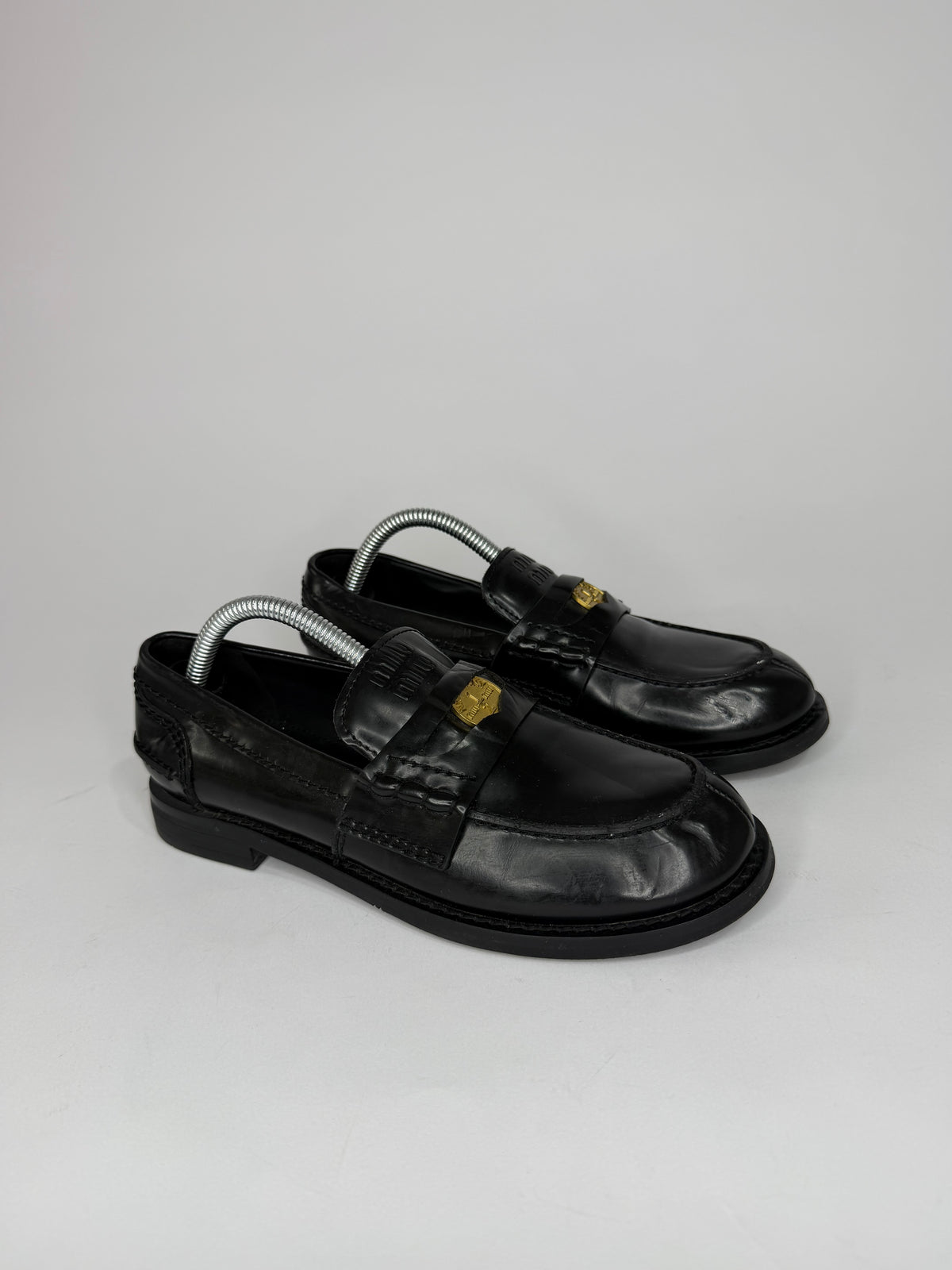 Miu Miu
Black Leather Penny Loafers
Women's Size: 5 US | IT 35