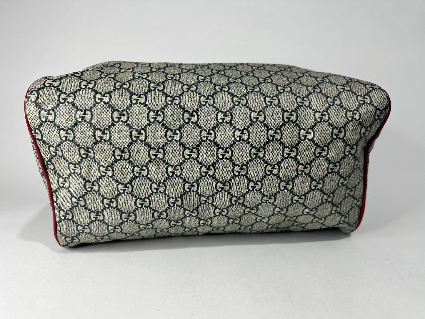 GUCCI
Blue/Red GG Coated Canvas Tattoo Heart Medium Joy Boston Bag