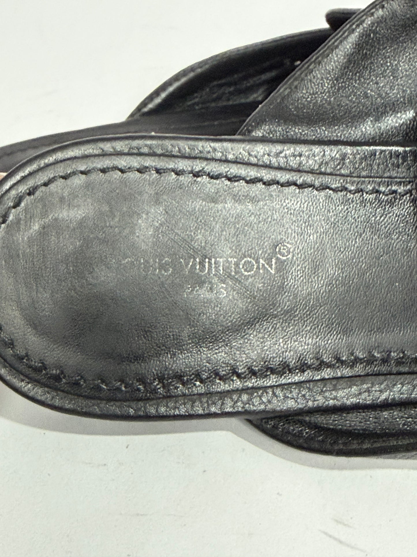 Louis Vuitton Black Leather LV Capri Open Loafer Mules Size 39 EU/ 9 US/ 6 UK
