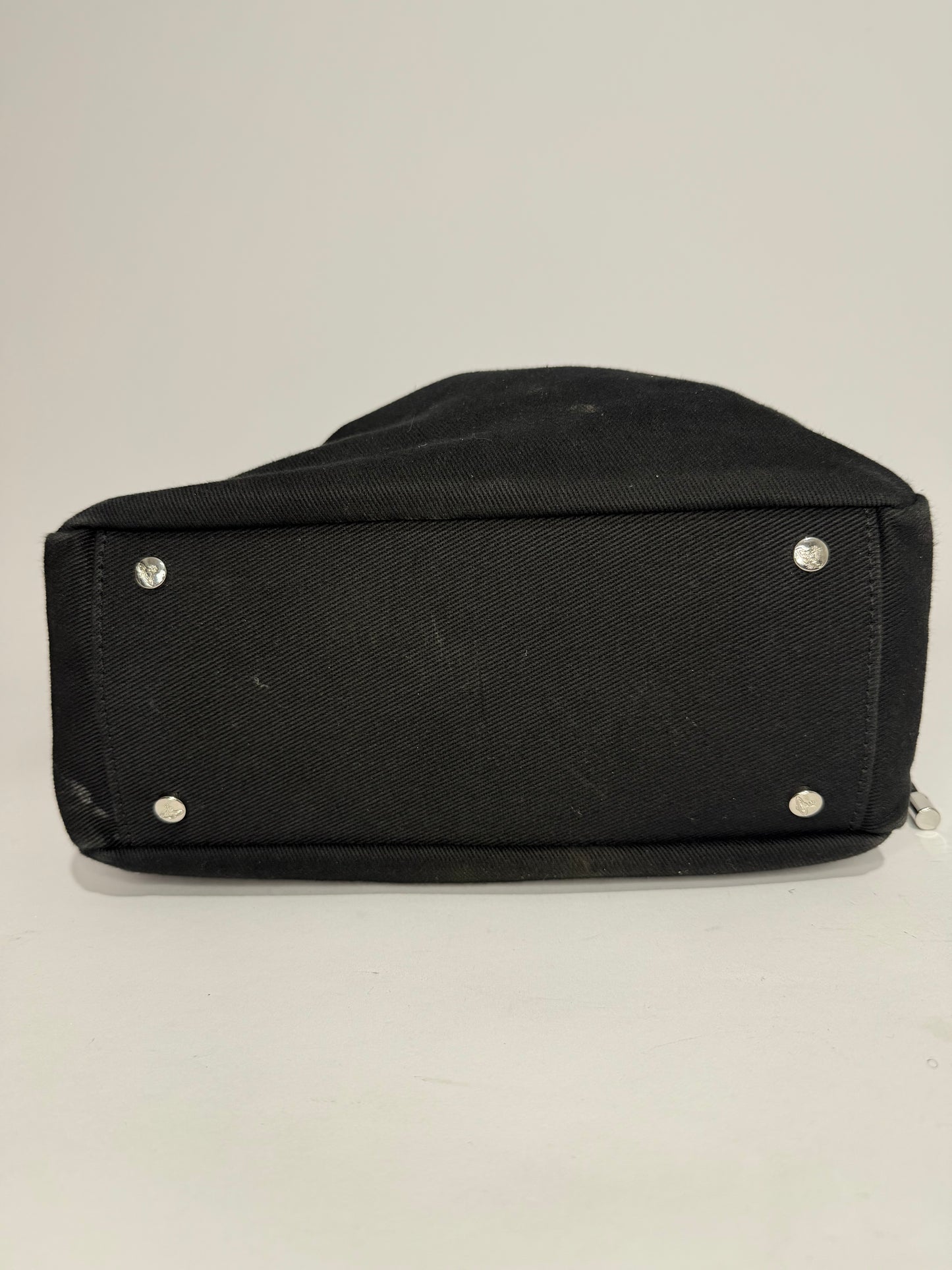 Vivienne Westwood Hilary 
drawstring clutch bag