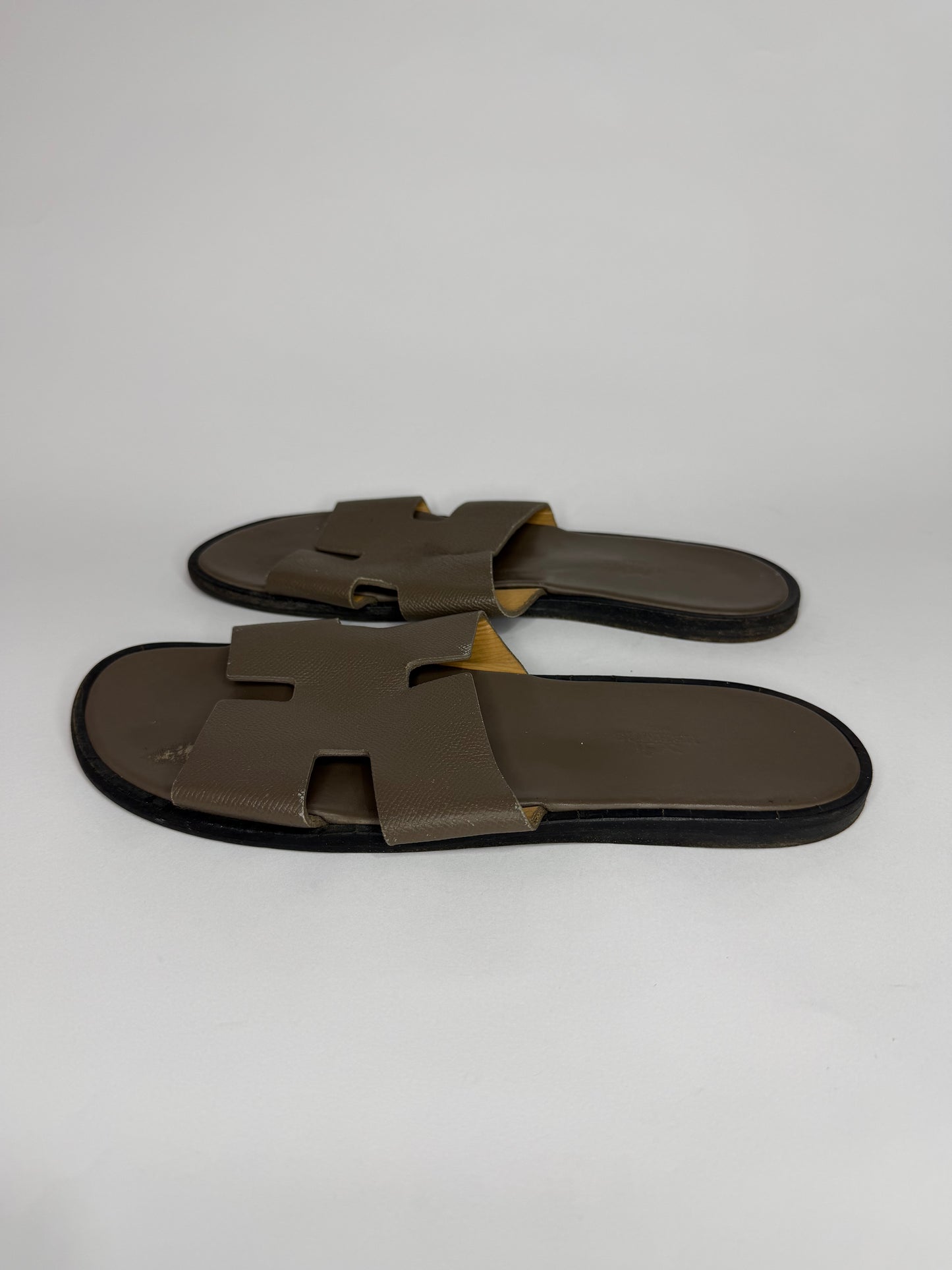 Hermes Beige Izmir Epsom Leather sandal Grey Size 42.5 EU/ 8.5 UK/ 9.5 US