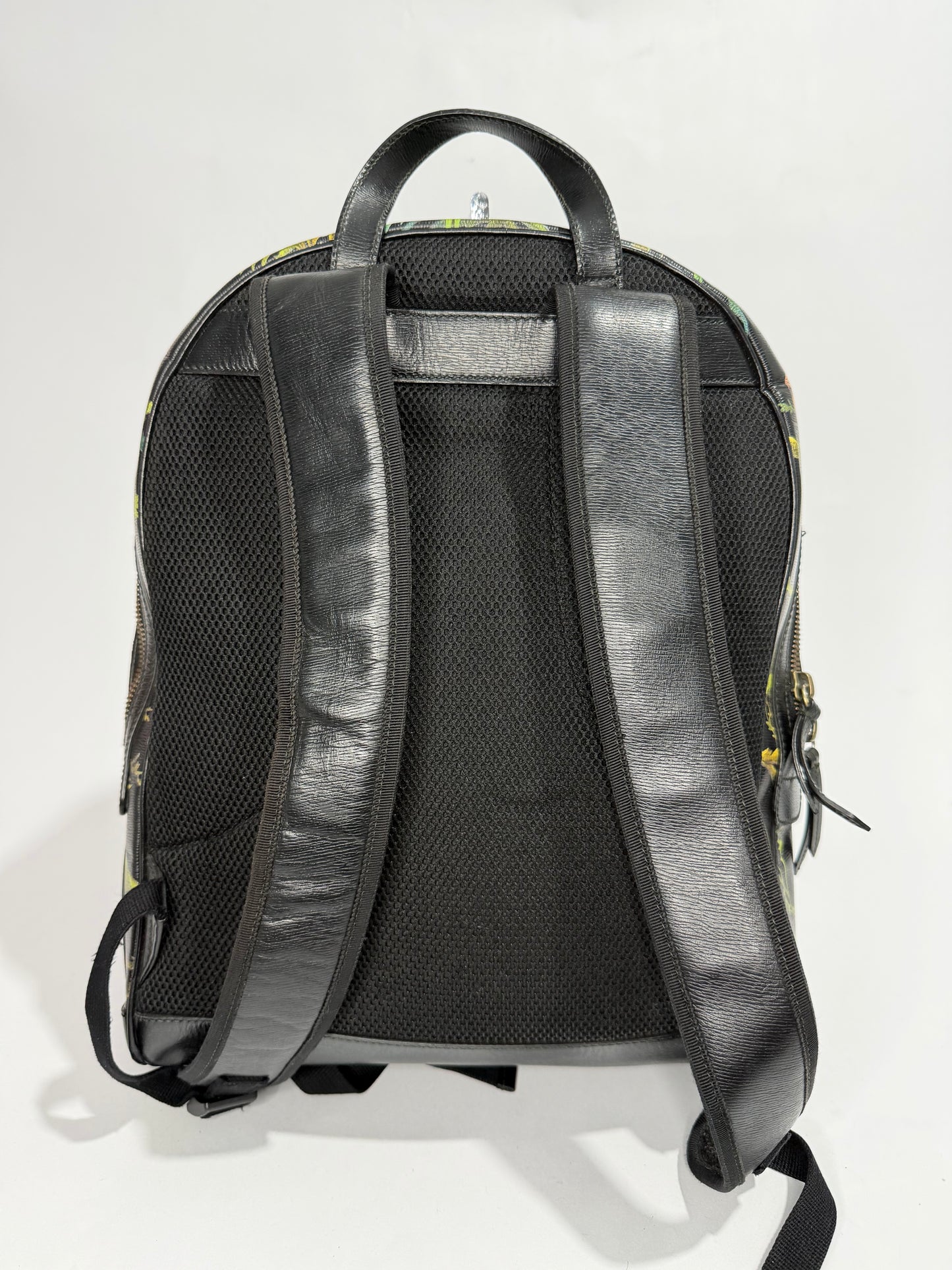 GUCCI
Calfskin Tropical Print Medium Day Backpack Black Multi