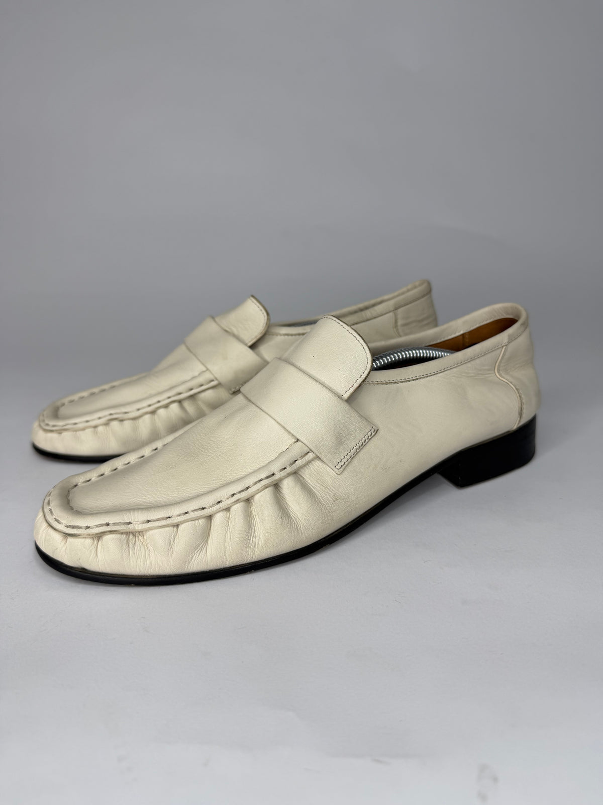 The Row Off-White Soft Loafers
 Size 39 EU/ 9 US/ 6 UK (Copy)