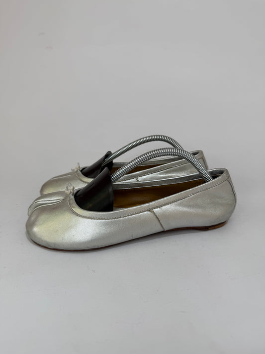 Maison Margiela Silver Tabi Ballerina Flats Size 36 EU/ 6 US/ 3UK