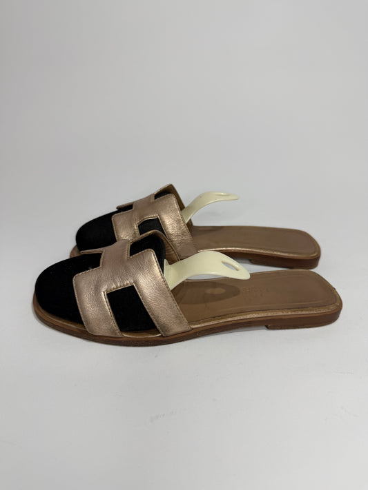 HERMES Metallic Box Calfskin Oran Sandals 38 EU/ 8 US / 5 UK