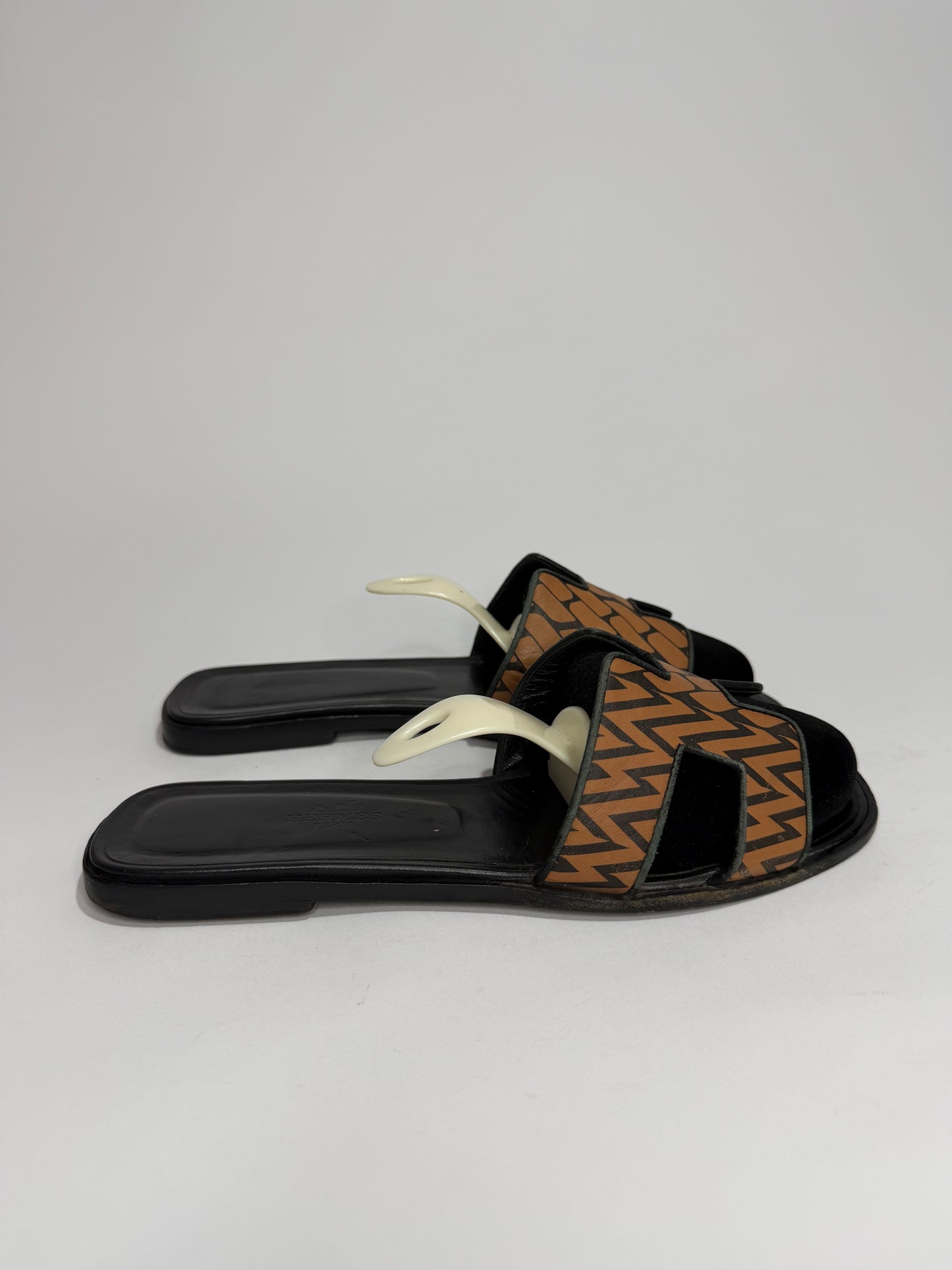 Hermès Oran H Slide Sandals Graphic Monogram Print Brown & Black Leather Size 39.5 EU