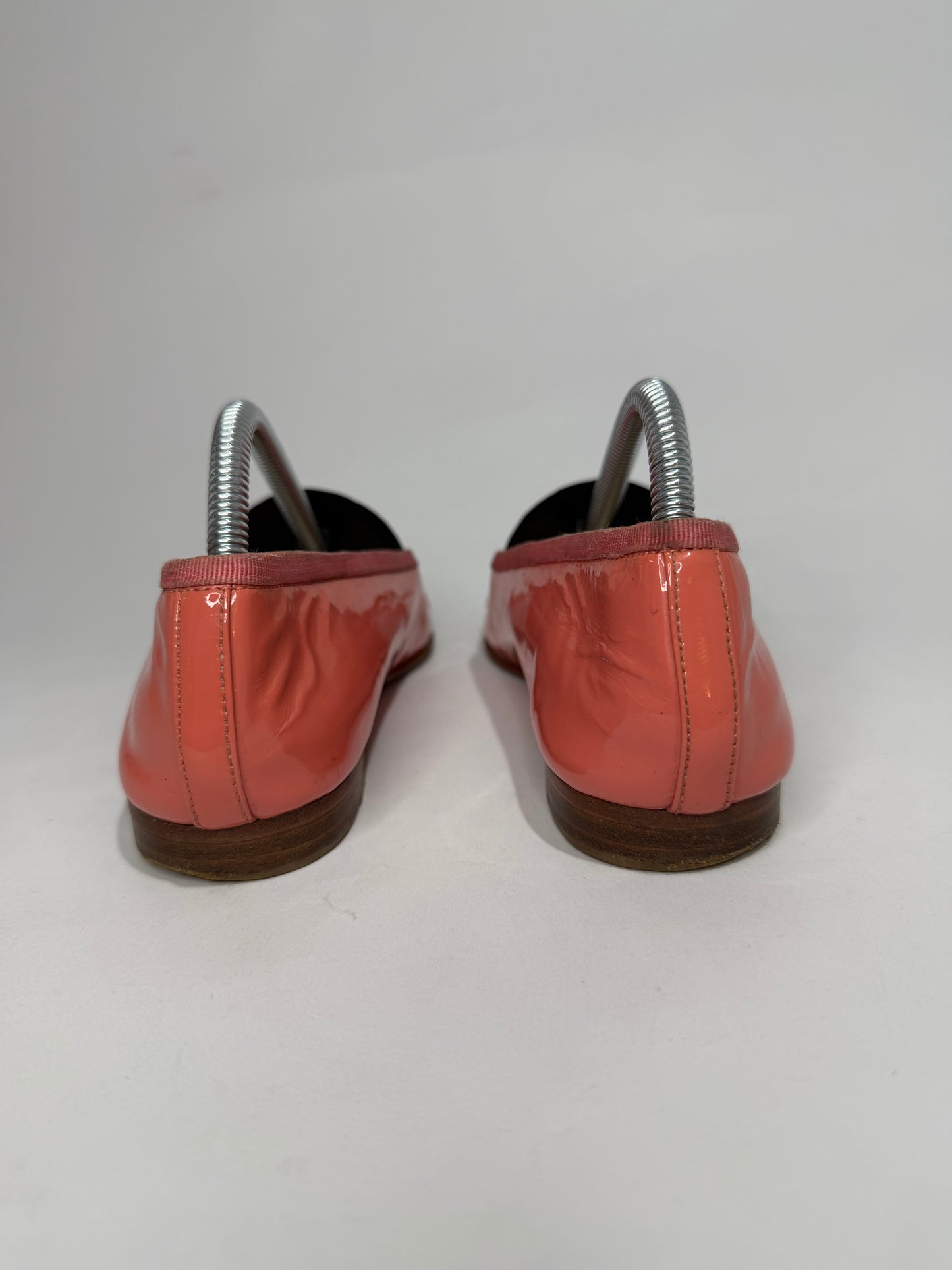 Chanel Pink Patent Leather CC Bow Ballet Flats Size 34 EU/ 4 US/ 1 UK