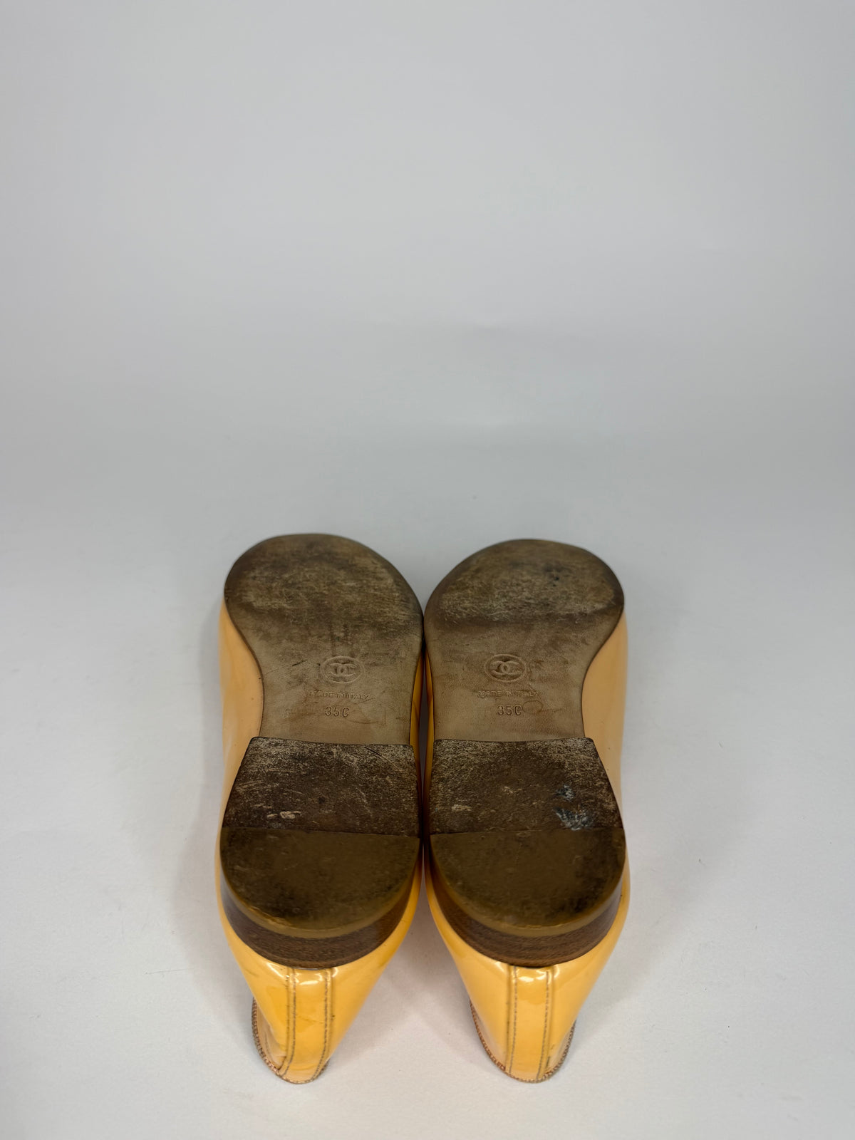Chanel Yellow Patent Leather CC Bow Ballet Flats Size 35 EU/ 5 US/ 2 UK