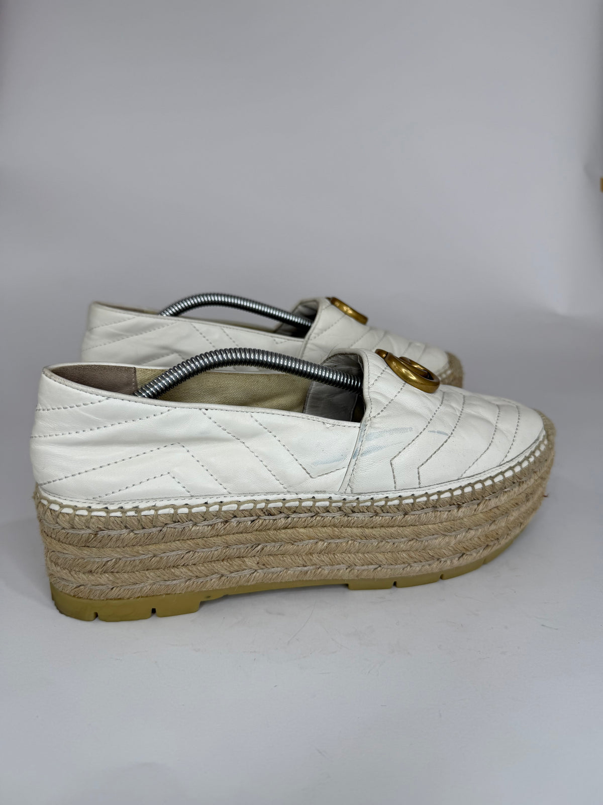 Gucci White Leather GG Marmont Espadrille Flats Size 39 EU/ 9 US/ 6 US