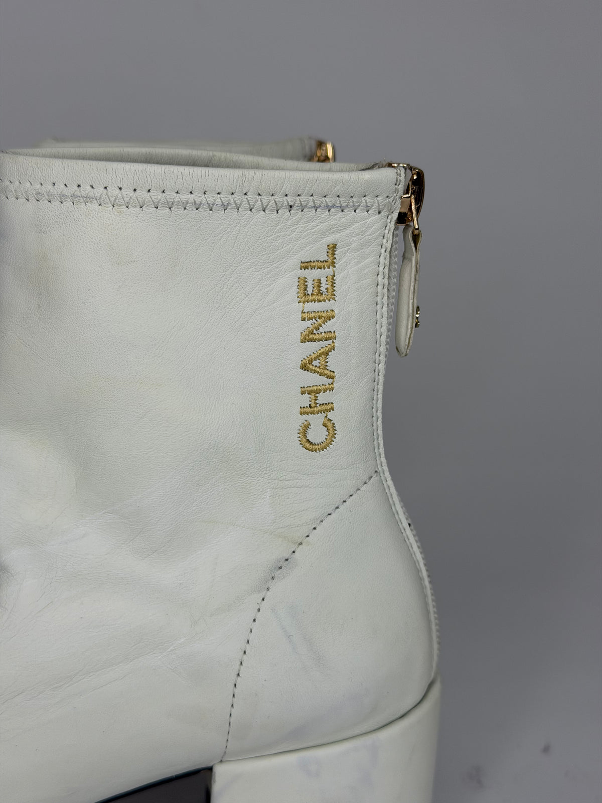Chanel White Leather Cap Toe Ankle Boots Black Toe Size 37EU/ 7 US/ 4 UK