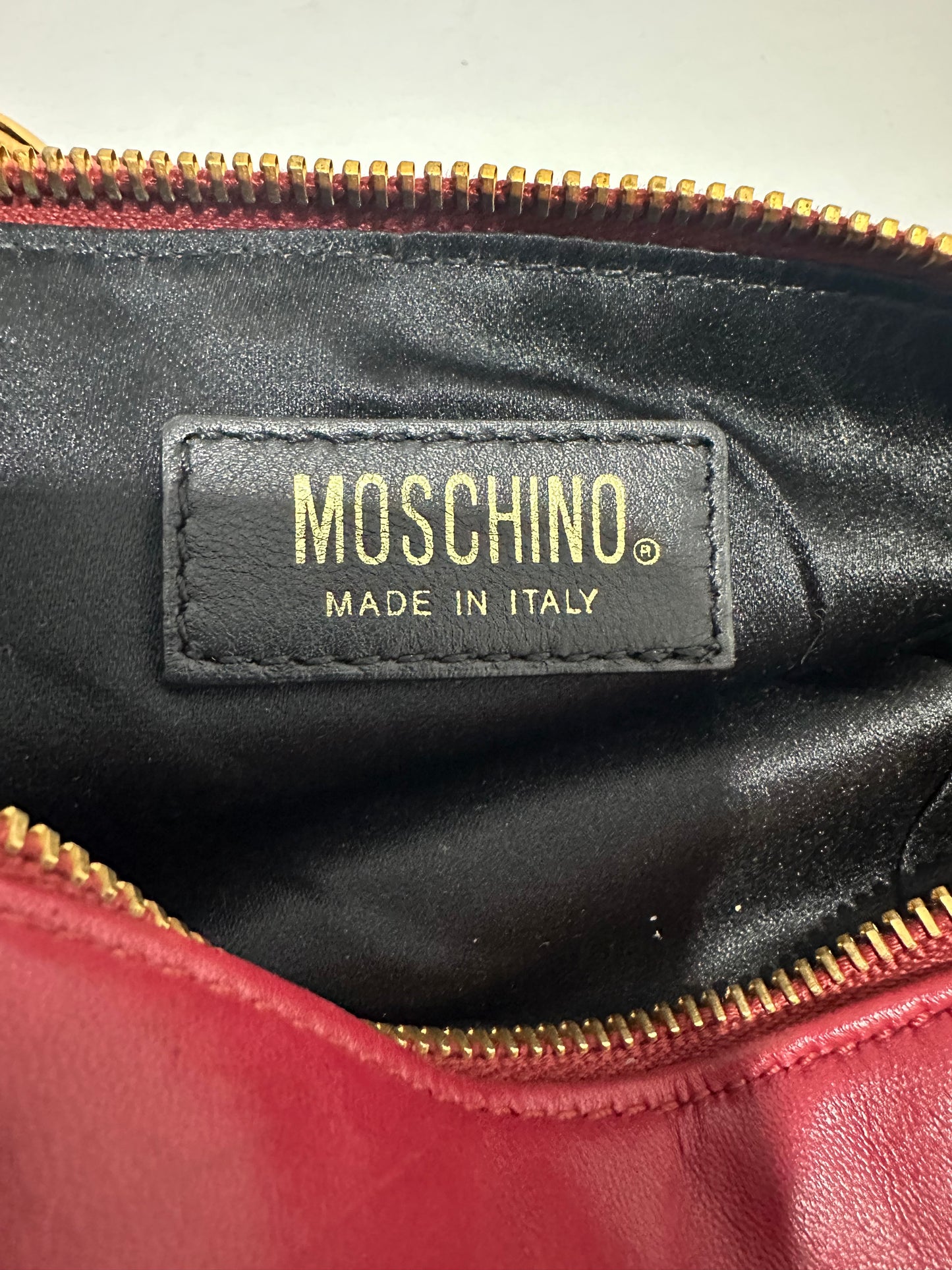 VINTAGE MOSCHINO Clutch Soft Leather Heart Gold Chain Handbag