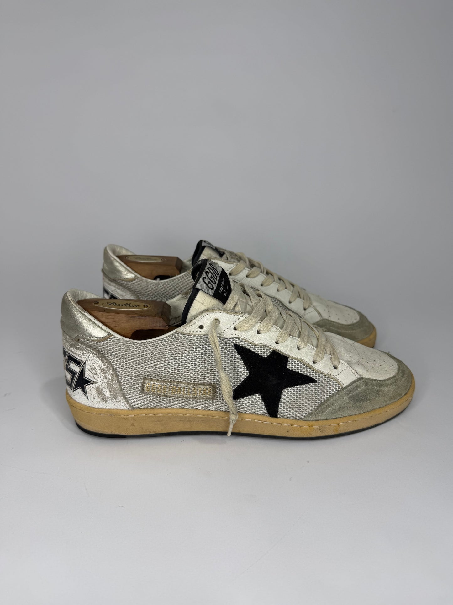 Golden Goose White/Black Ball Star Sneakers Size EU 43 / 9 UK/ 10 UK