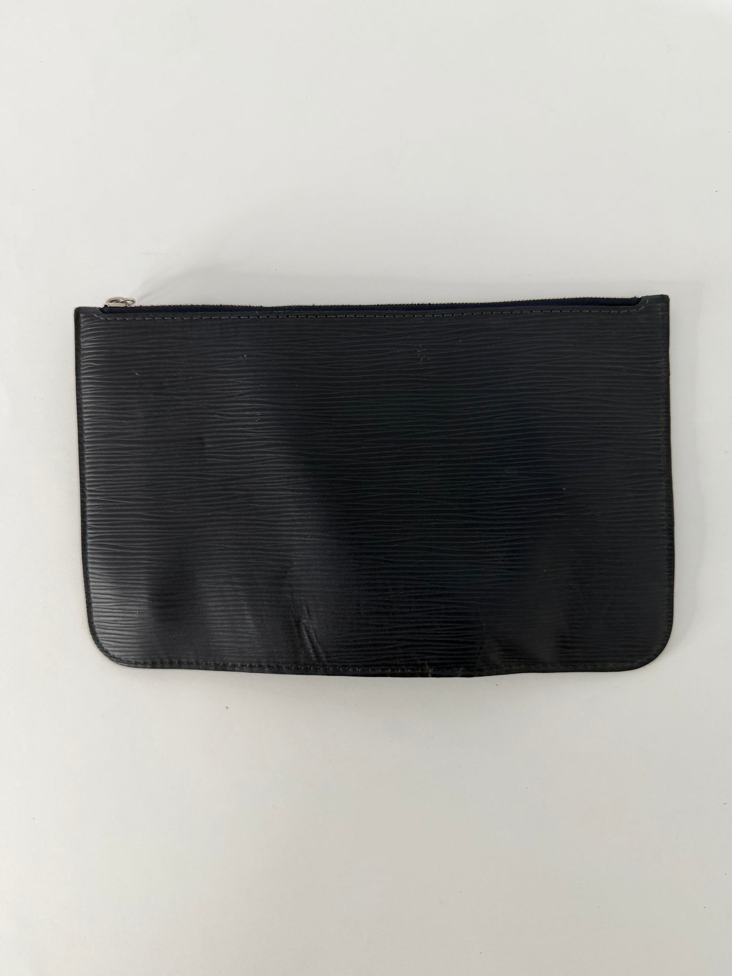 Louis Vuitton
Epi Leather Neverfull Pouch Navy