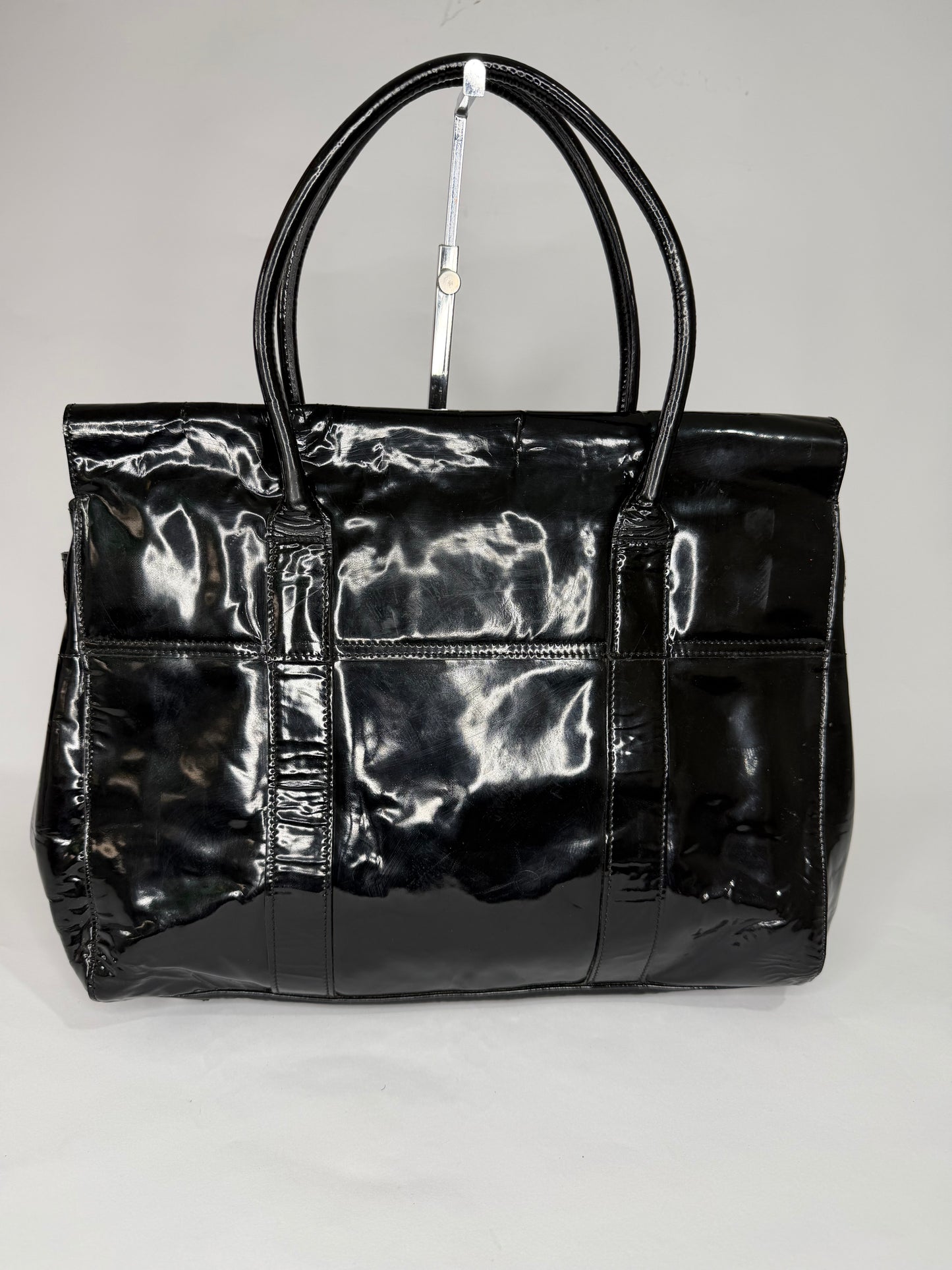 MULBERRY
Black Patent Leather Bayswater Bag