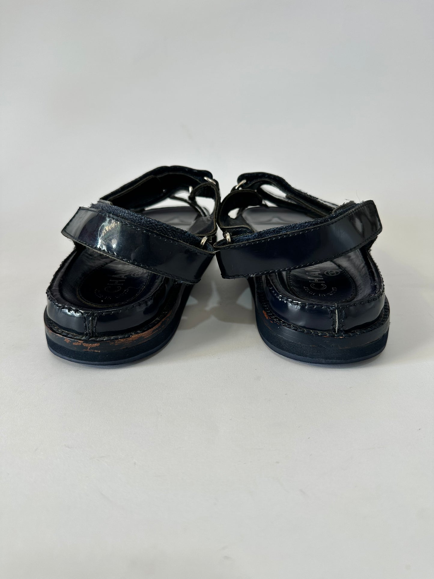 Chanel Blue patent Leather CC Flat DAD Sandals Size 39 EU/ 9 US / 6 UK