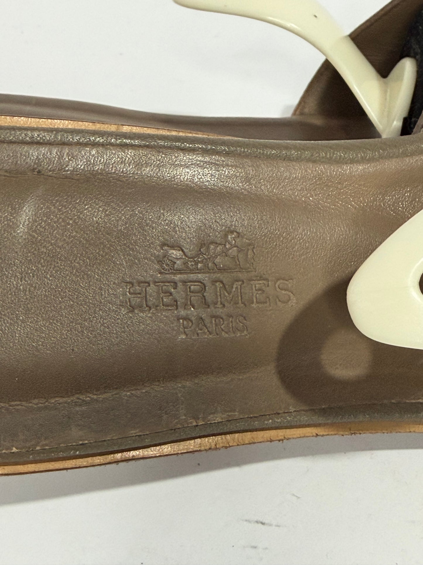 HERMES Grey Epsom Oran Sandals Size 40 EU/10 US / 7 UK