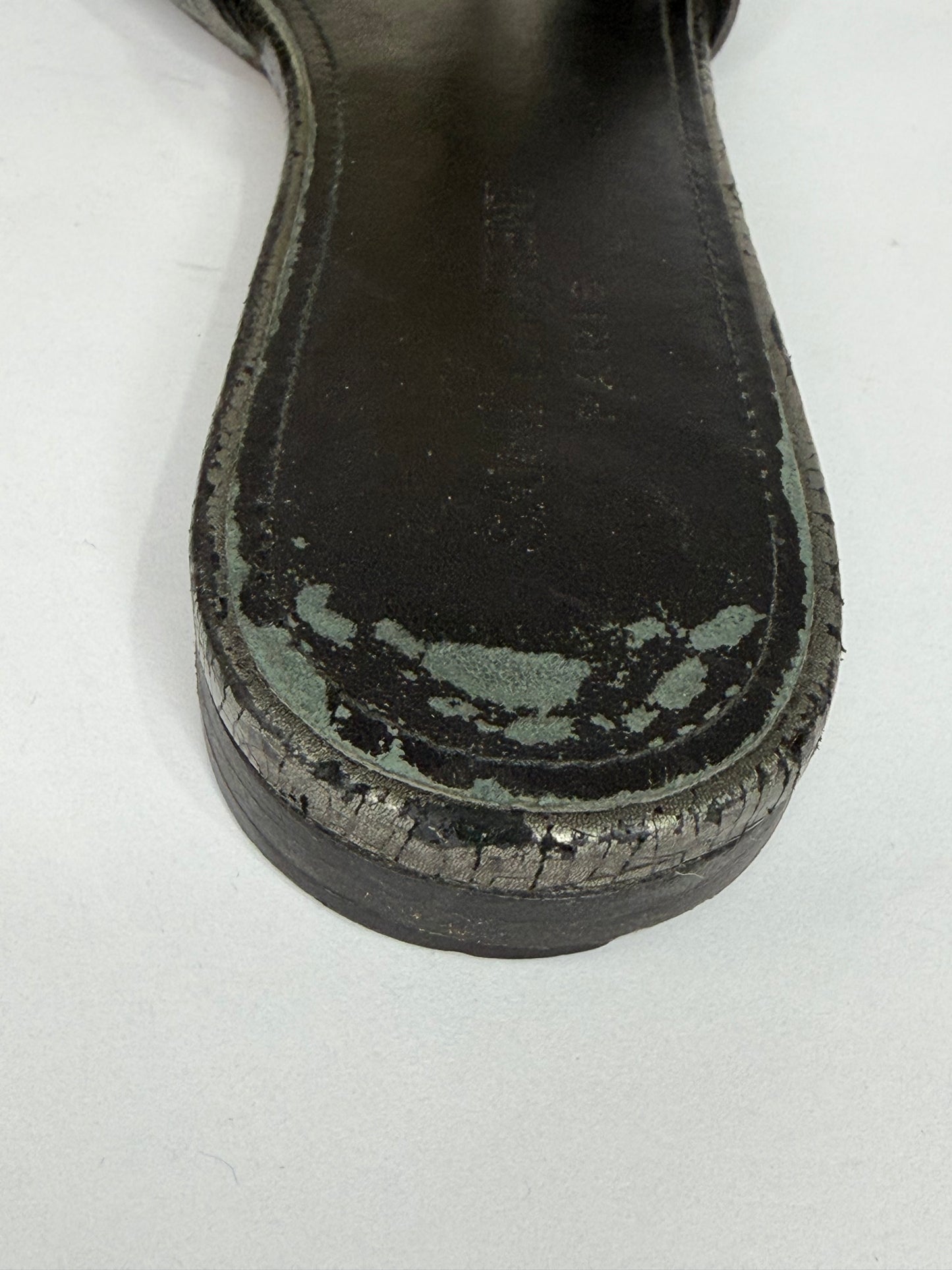 Saint Laurent Paris Silver Leather Tribute Flat Sandals Size 38.5 EU/ 8.5 US / 5.5 UK