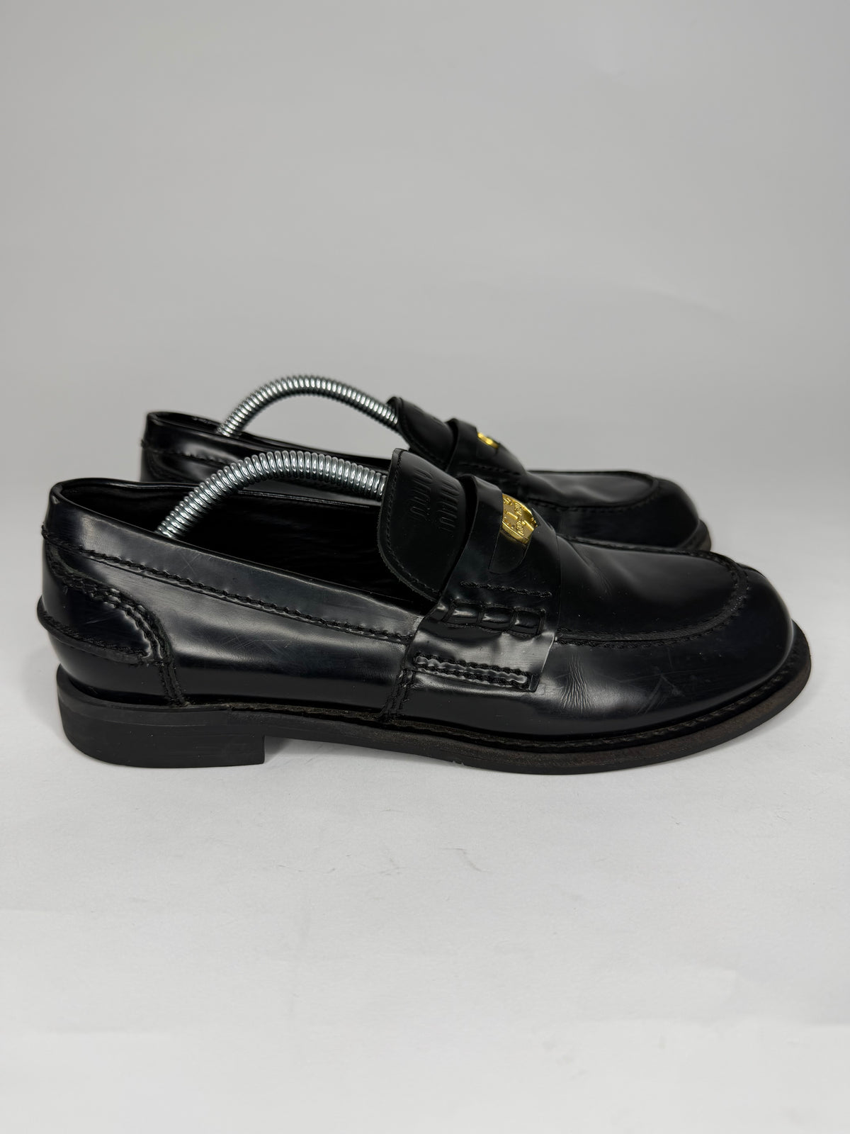 Miu Miu
Black Leather Penny Loafers
Women's Size: 8 US | IT 38