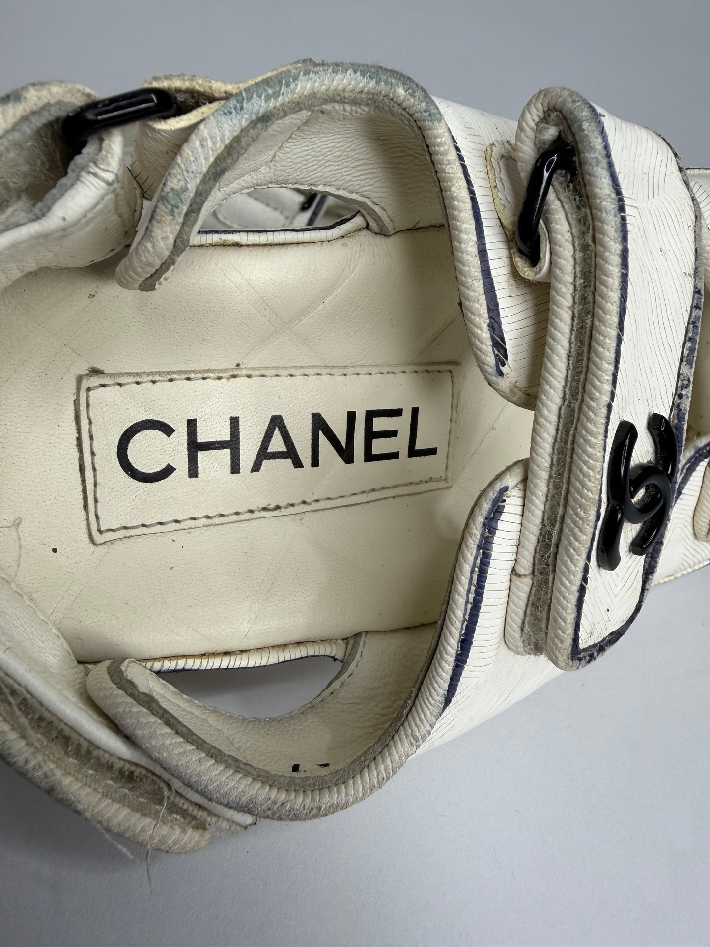 Chanel White Textured Leather Dad Sandals Size 35 EU/ 5 US/ 2 UK