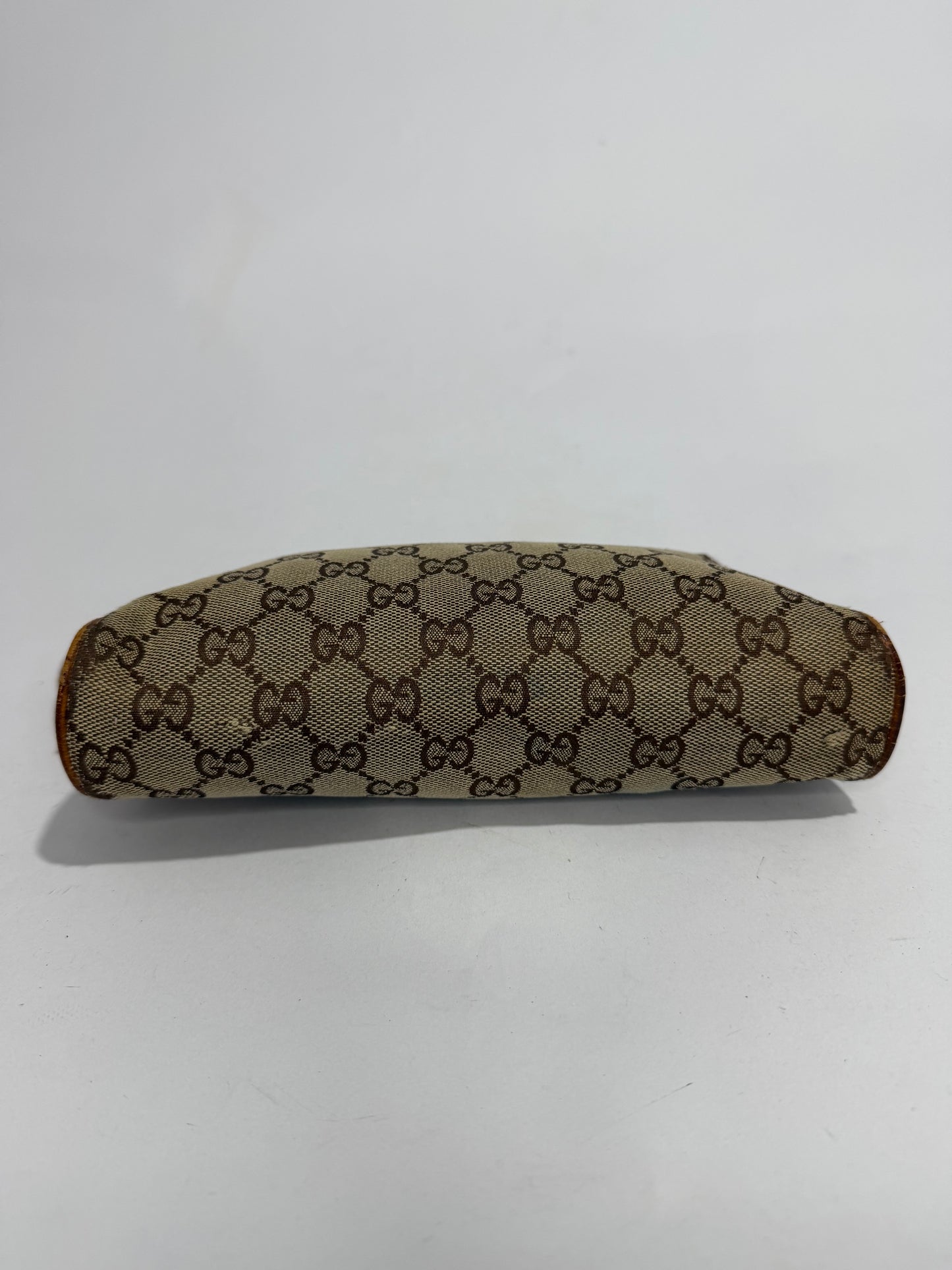 GUCCI ABBEY D-RING POCHETTE