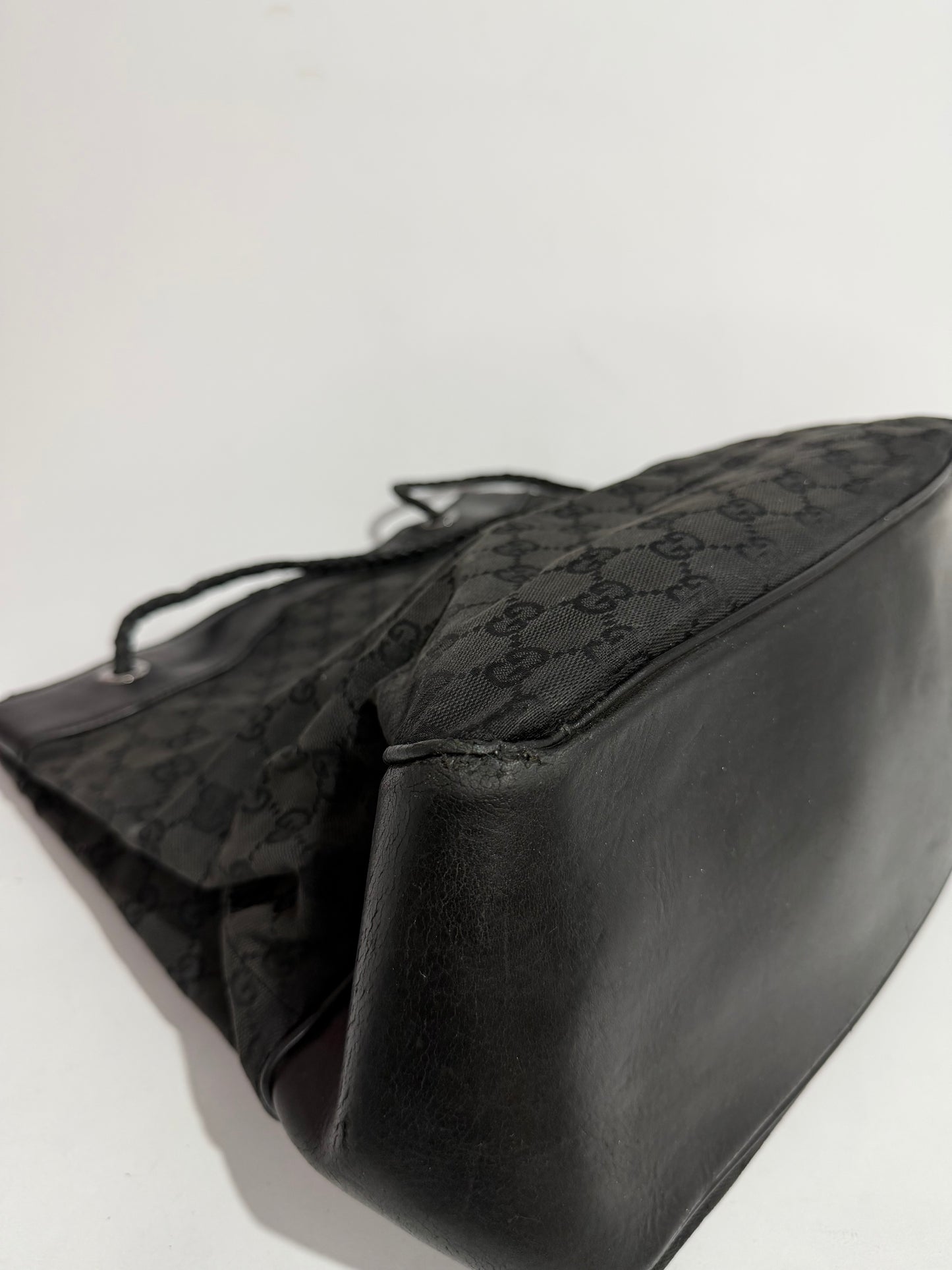 Gucci
GG Canvas Mini Bucket