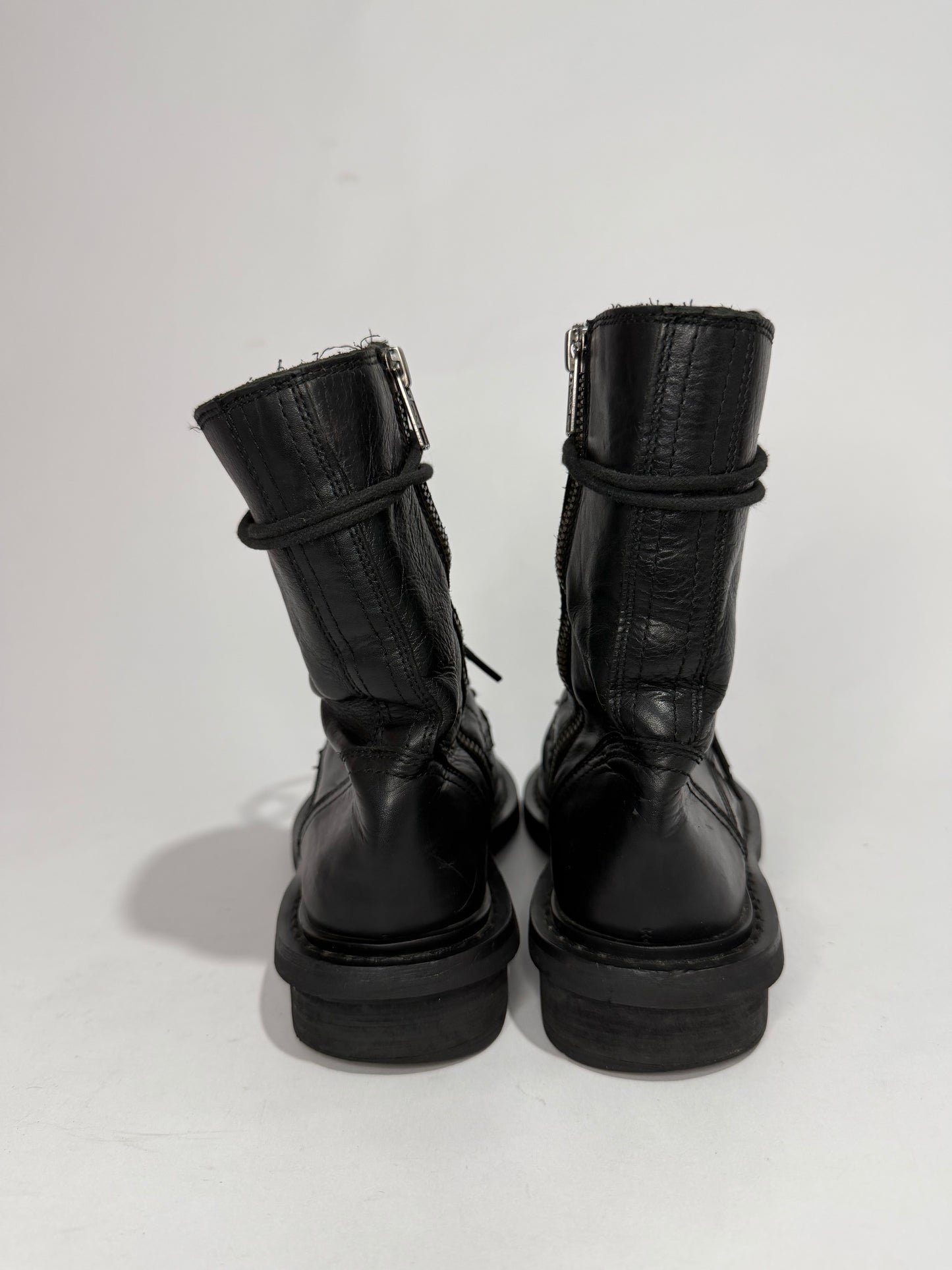 Ann Demeulemeester
Danny lace-up ankle boots Size 36 EU/ 6 US