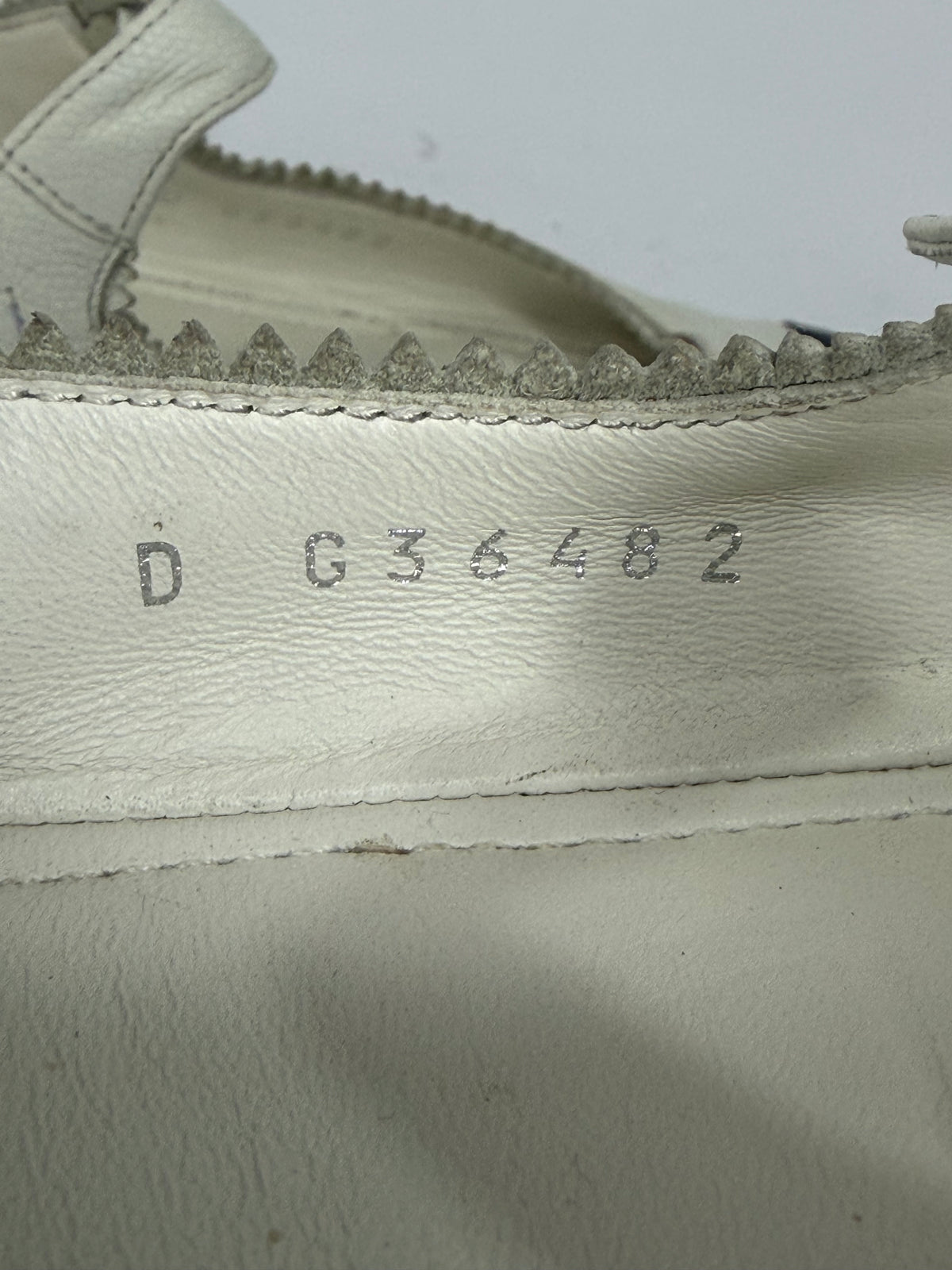Chanel White/Black Leather CC Mary Jane Flats Size 39 EU/ 9 US