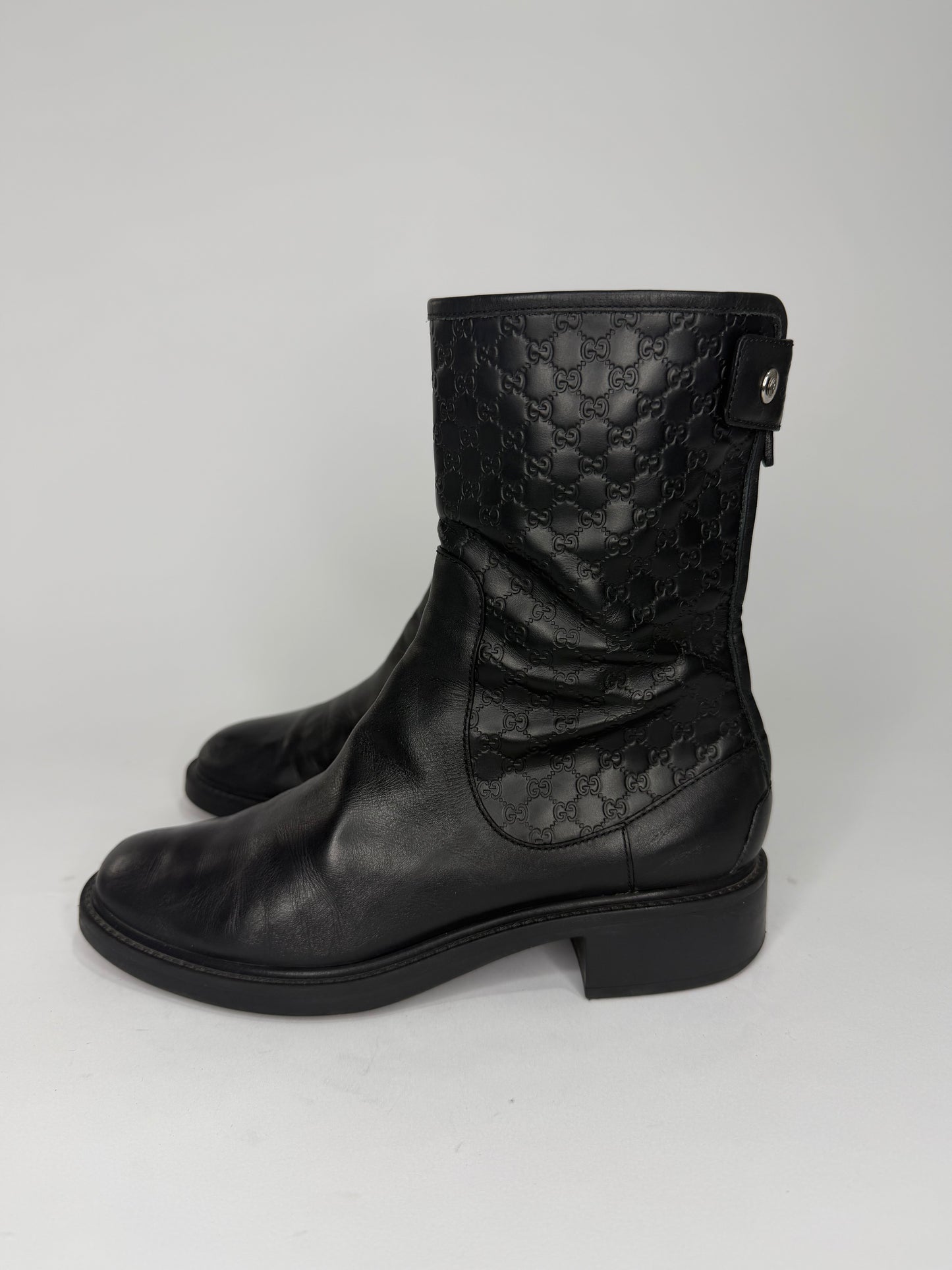 Gucci
GG Embossed Embossed Leather Moto Boots
Women's Size 36 EU/ 6 US/ 3 UK