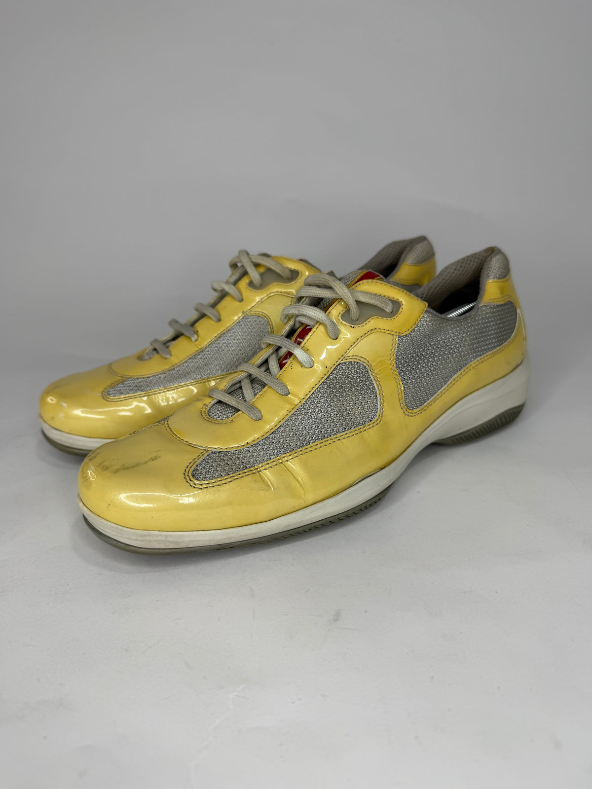 VINTAGE PRADA AMERICA CUP TRAINERS IN CREAM & SILVER Size 7 US