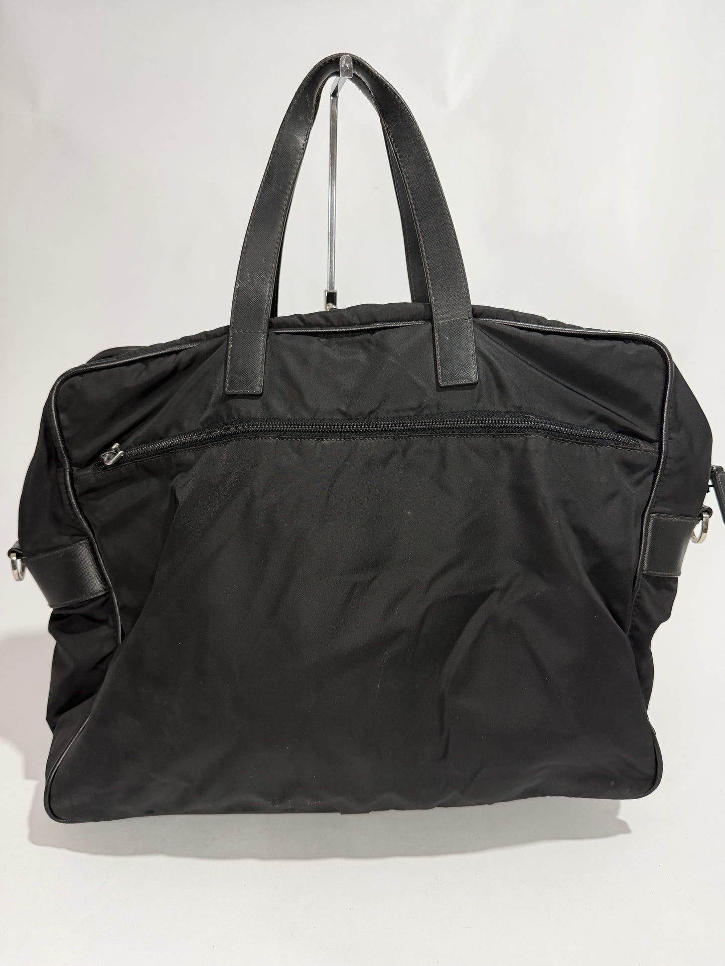 Prada
Saffiano Leather Tessuto Business Bag Vintage