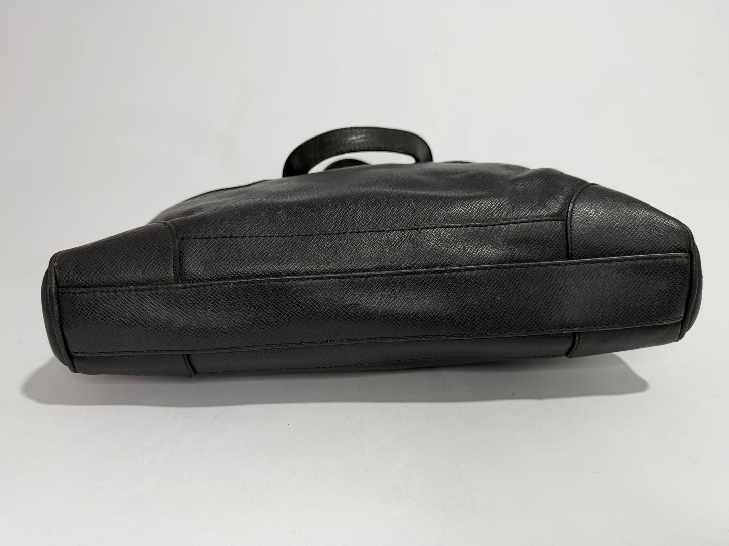 Louis Vuitton Black Taiga Leather Alexander Briefcase