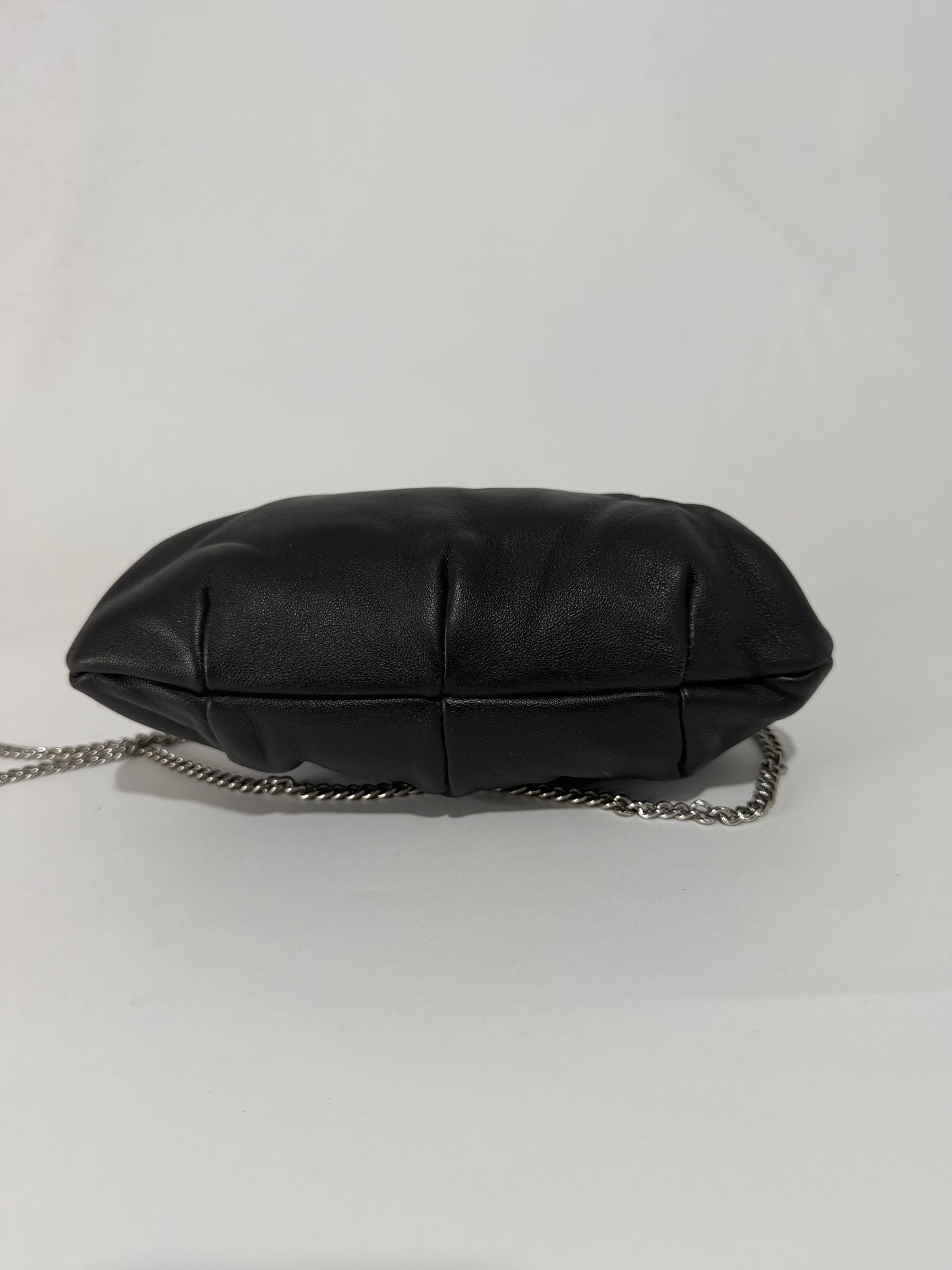 VIVIENNE WESTWOOD  GRANNY FRAME PURSE LEATHER BLACK