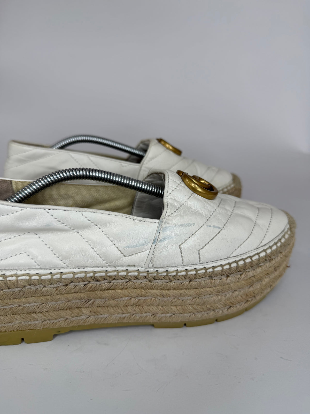 Gucci White Leather GG Marmont Espadrille Flats Size 39 EU/ 9 US/ 6 US